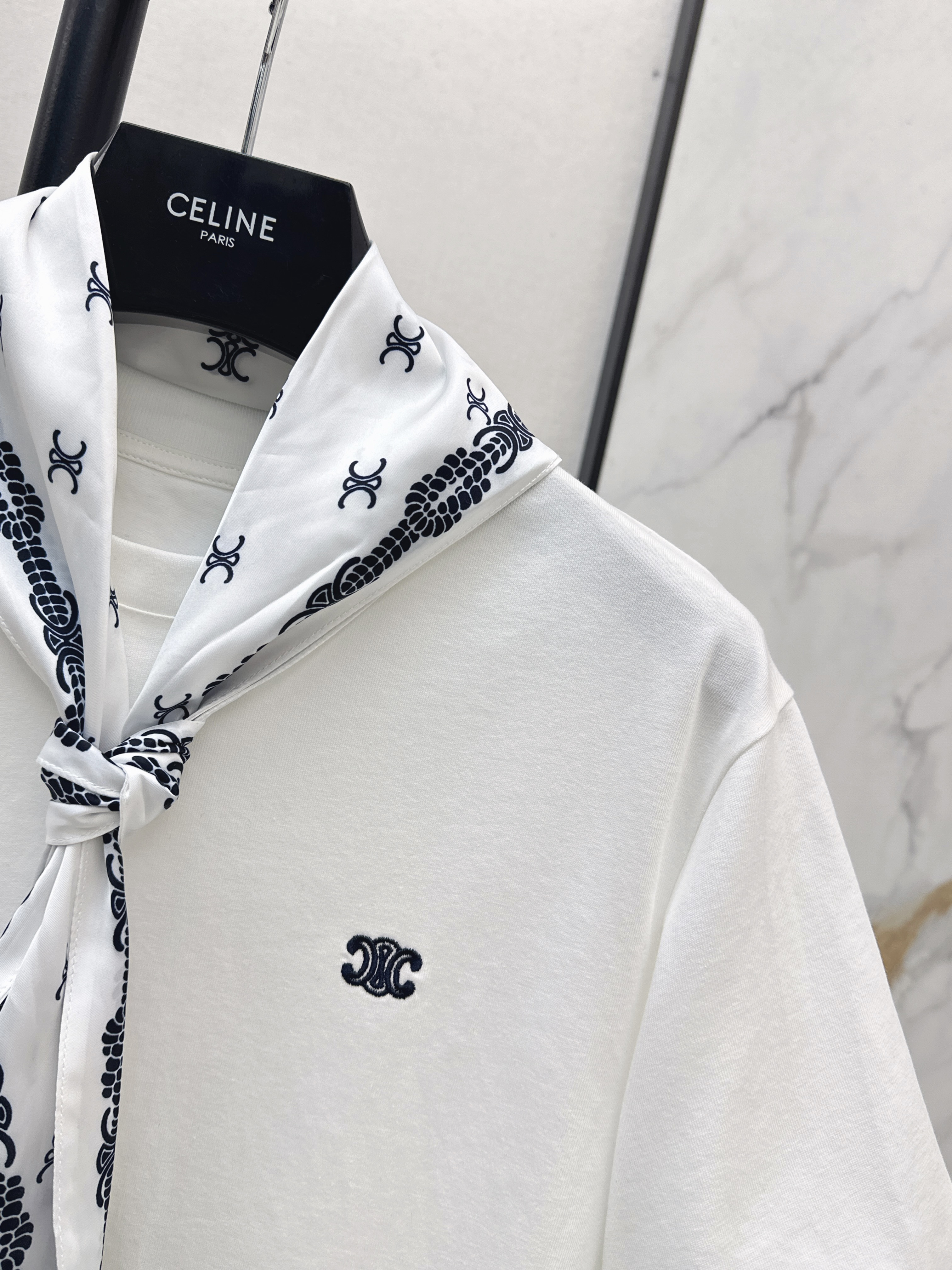 Celi 26ss print silk scarf t-shirts