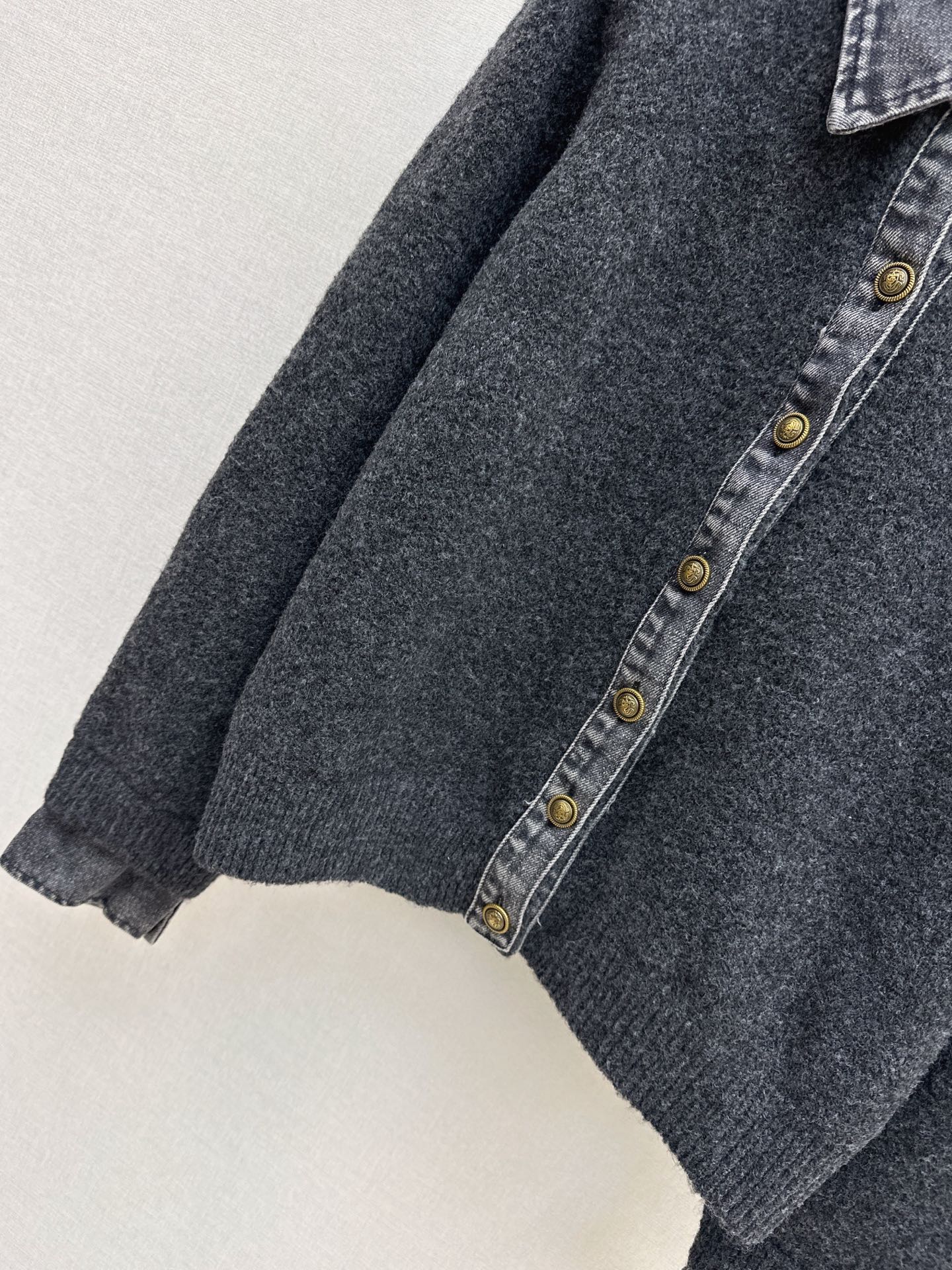 Fend 25fw contrast denim polo sweater