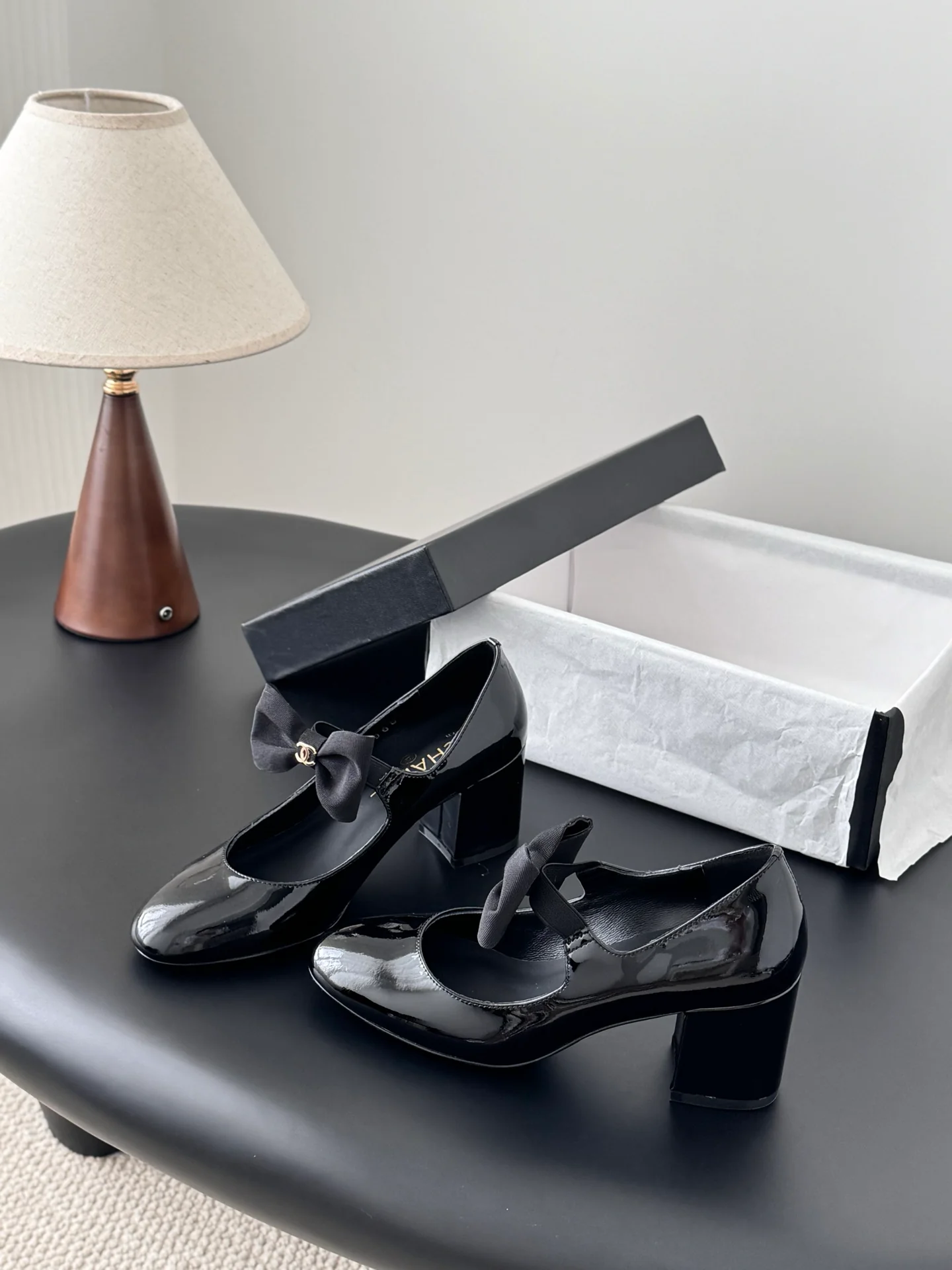 Chan 26ss chunky heel mary jane shoes