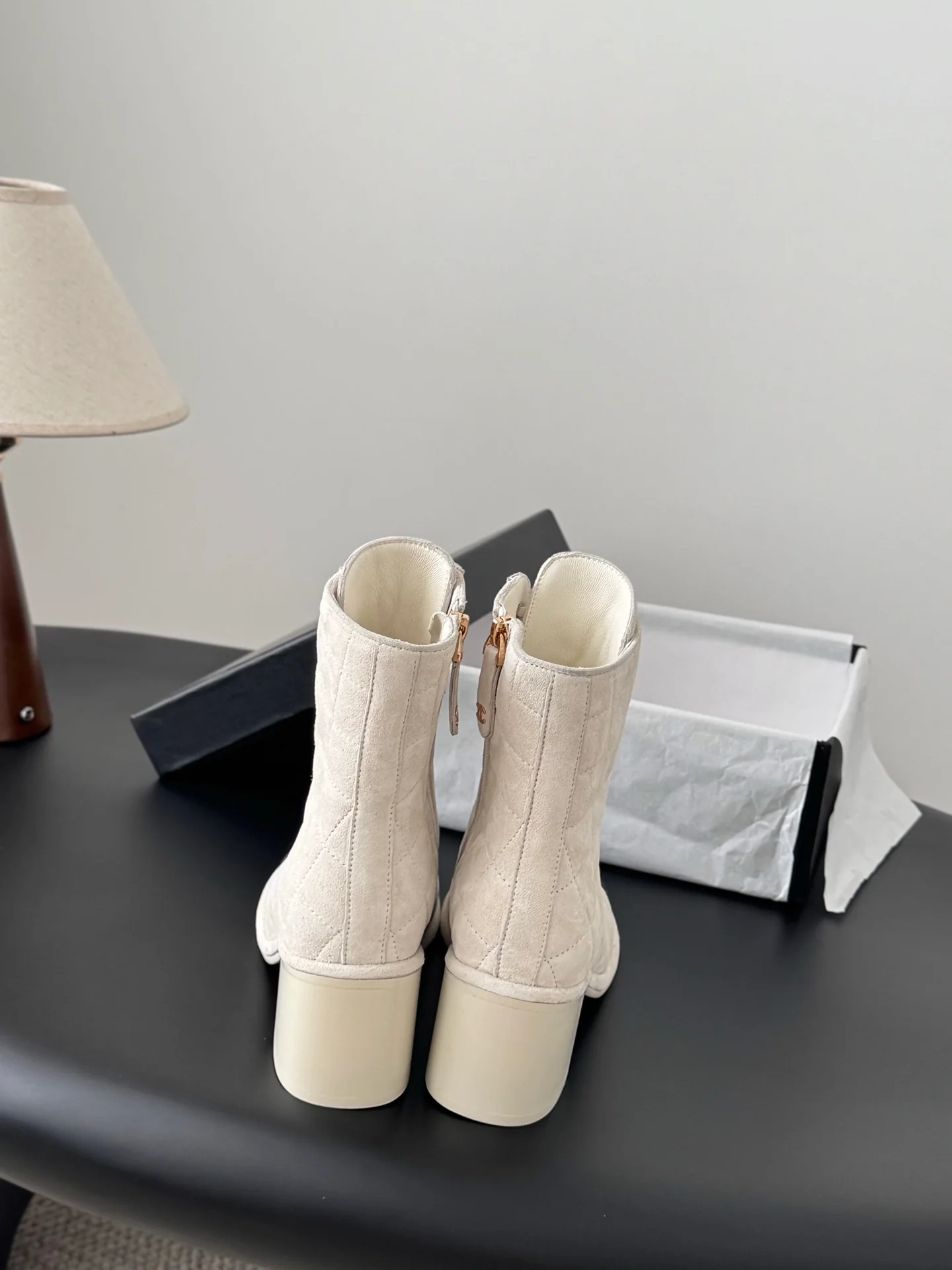 Chan 26ss ankle boots
