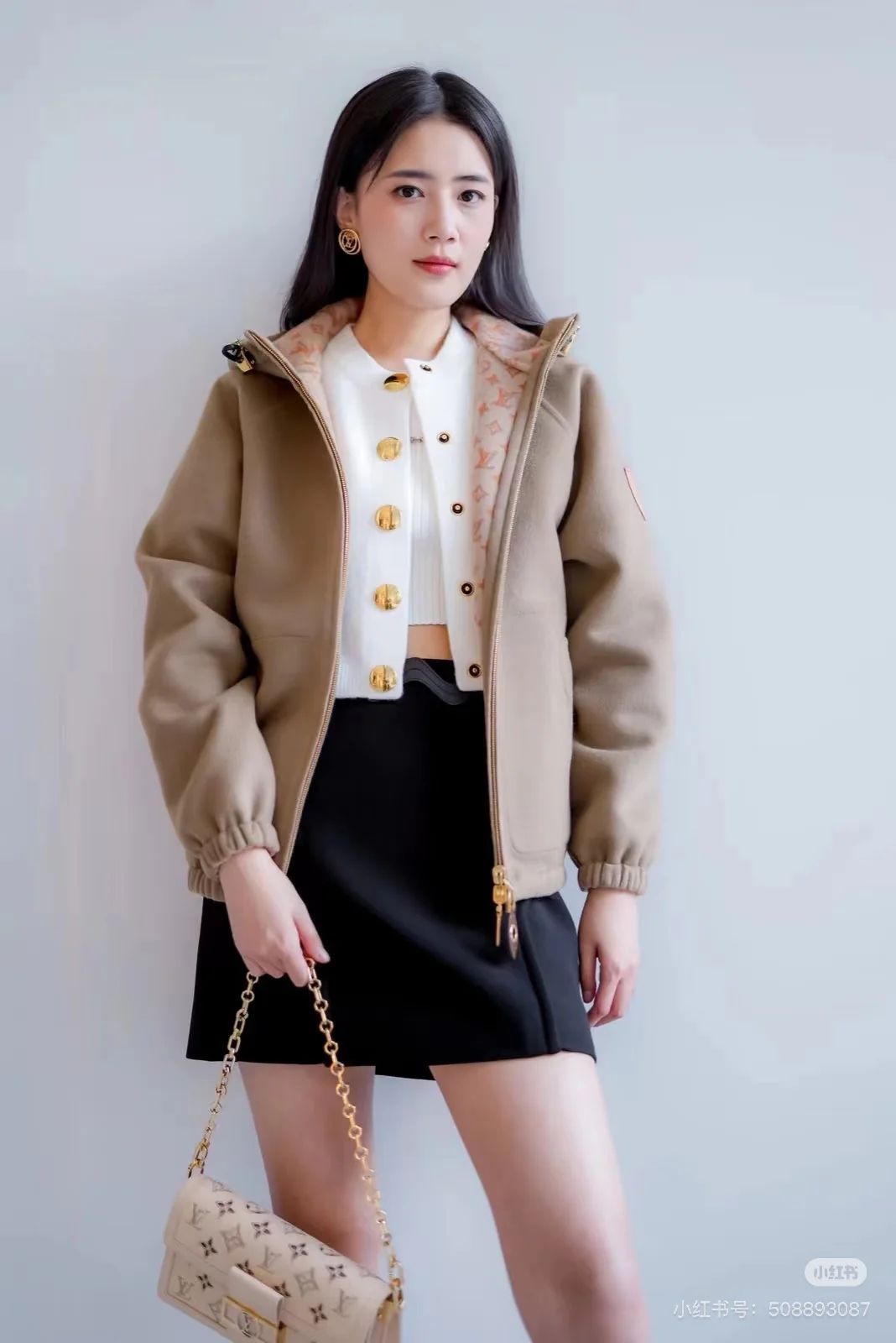 Loui 25fw reversible hooded jacket