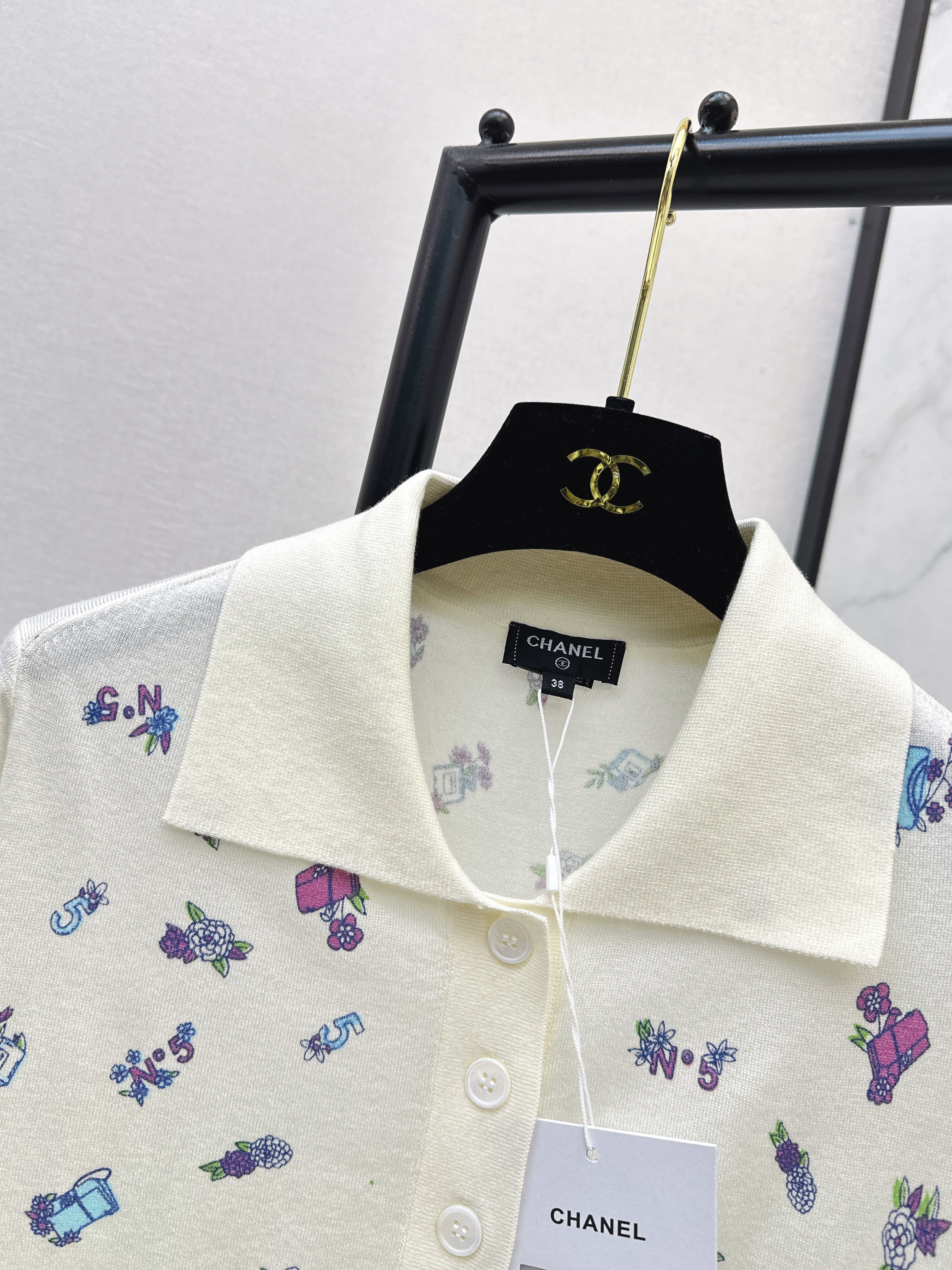 Chan 26ss embroidery knit sweater