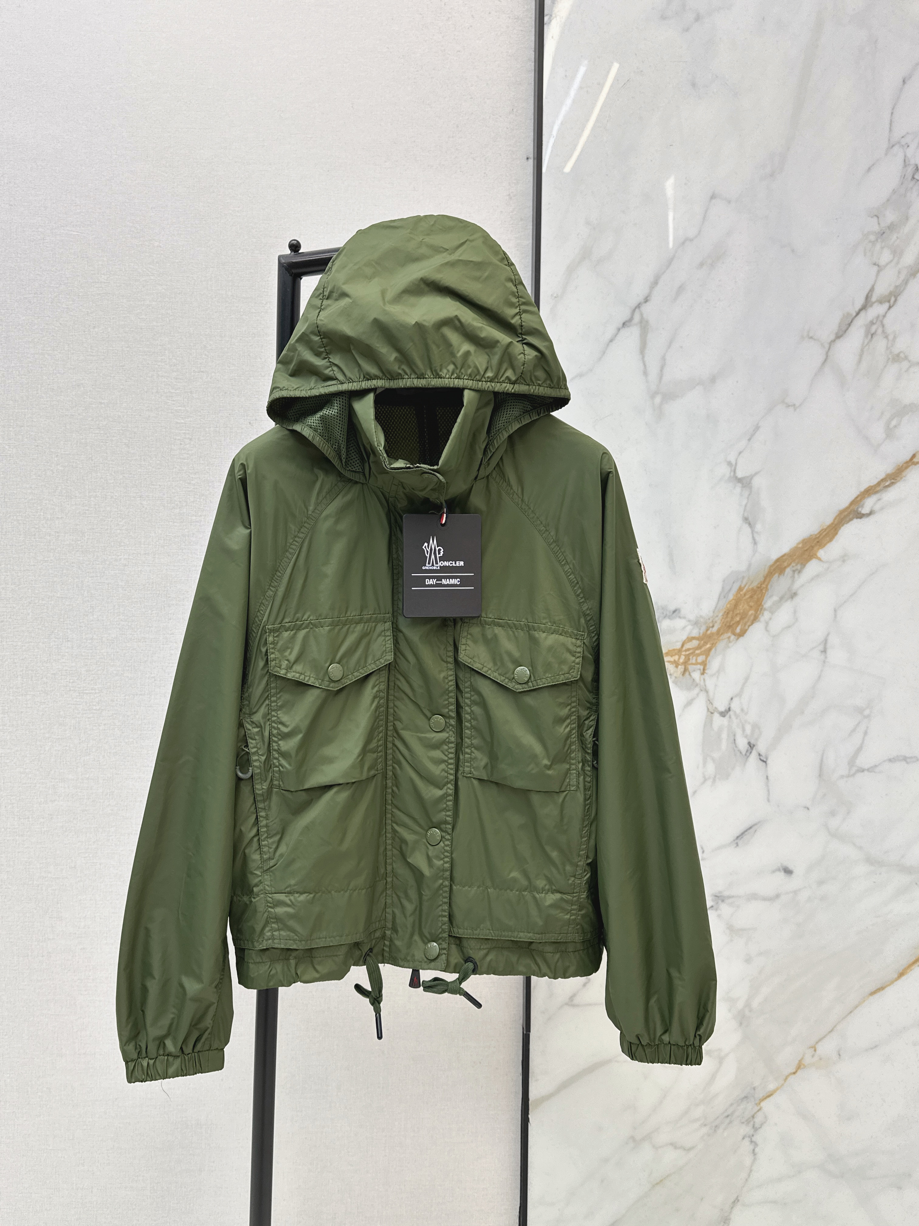 Monc 26ss trench coat