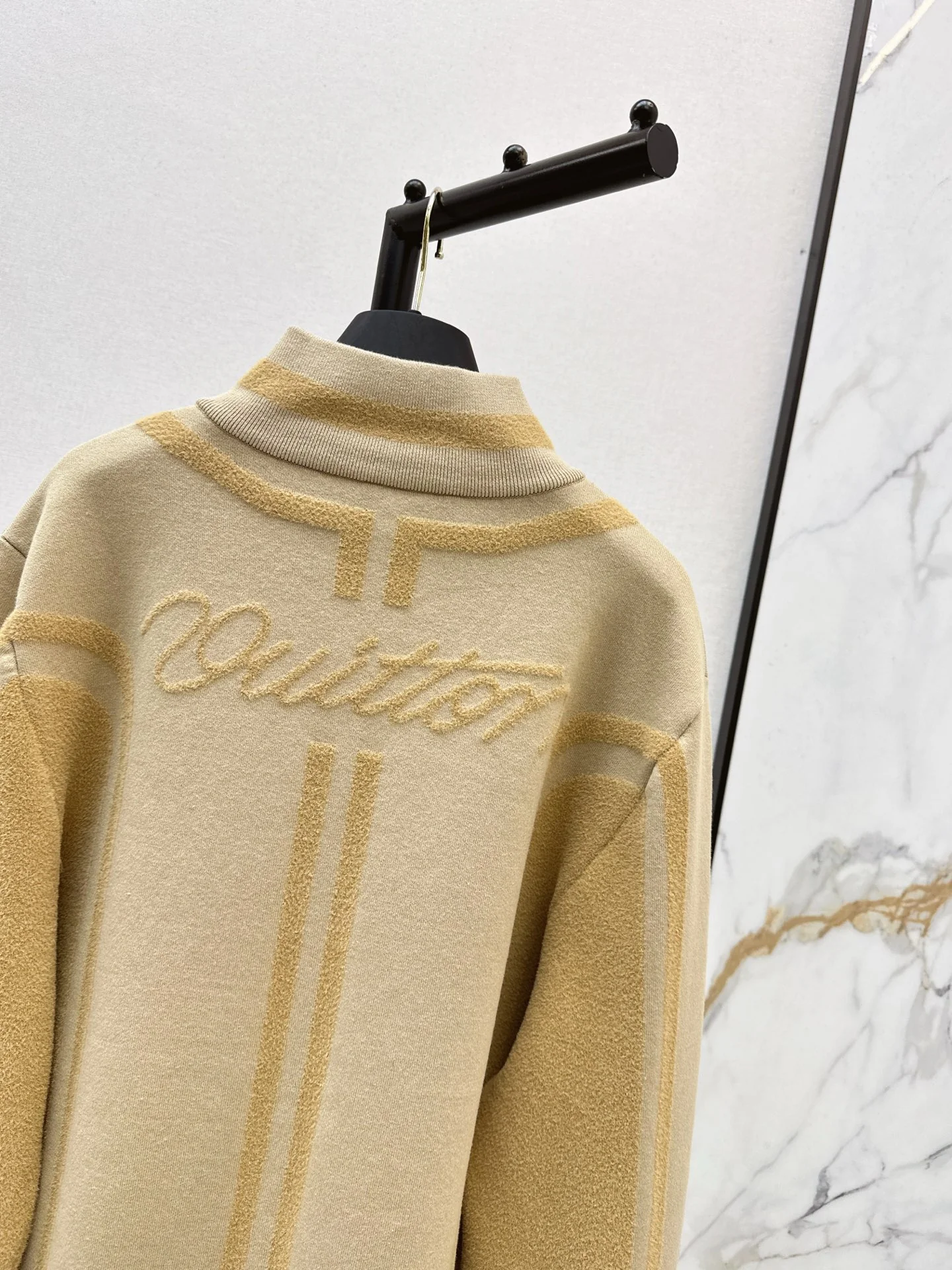 Louis 25fw hooded knit jacket