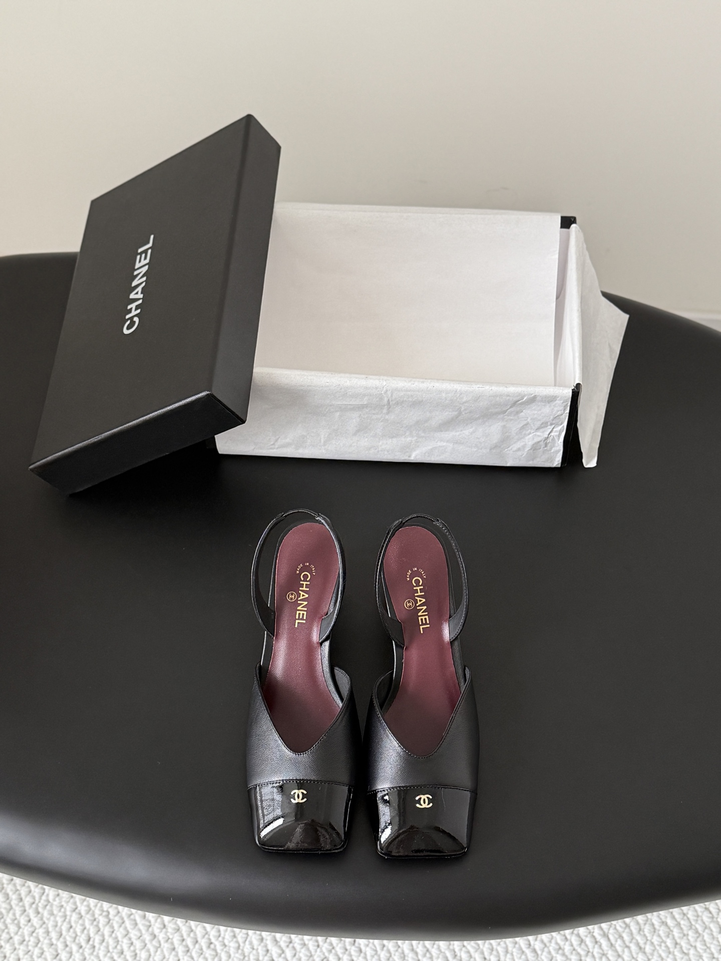 Chan two-tone slingback pumps