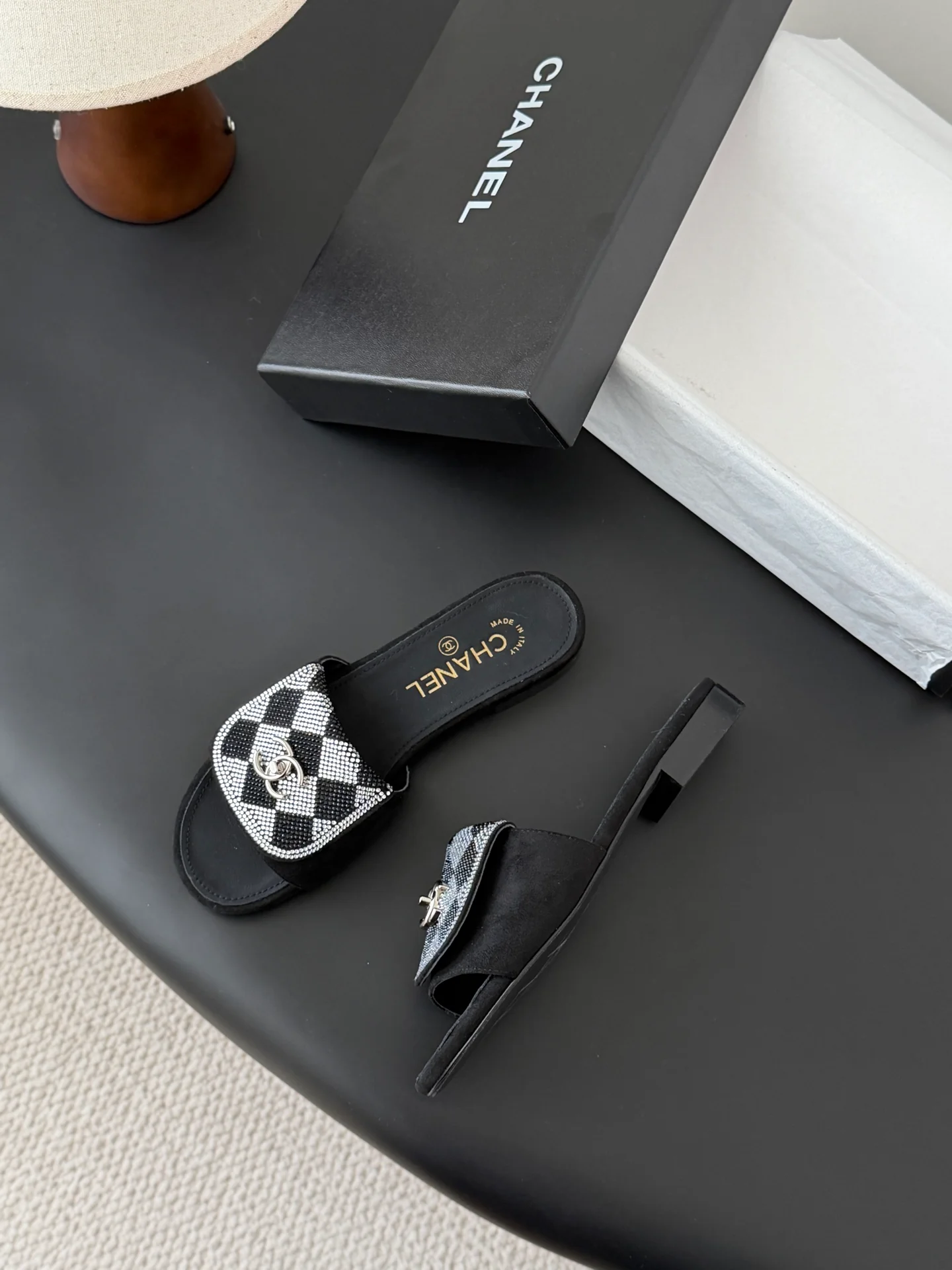 Chan 26ss rhinestone-embellished sandals