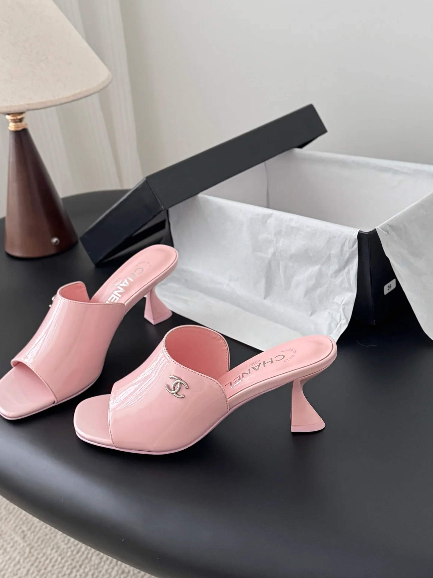 Chan 25fw kitten slides sandals