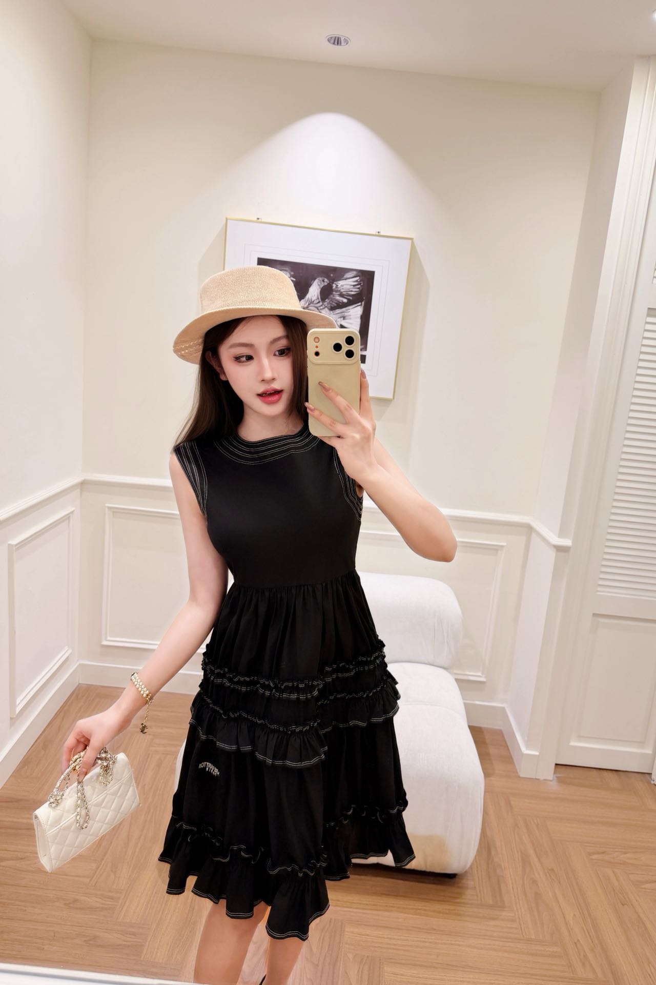 Loui 26ss ruffle sleeveless dress