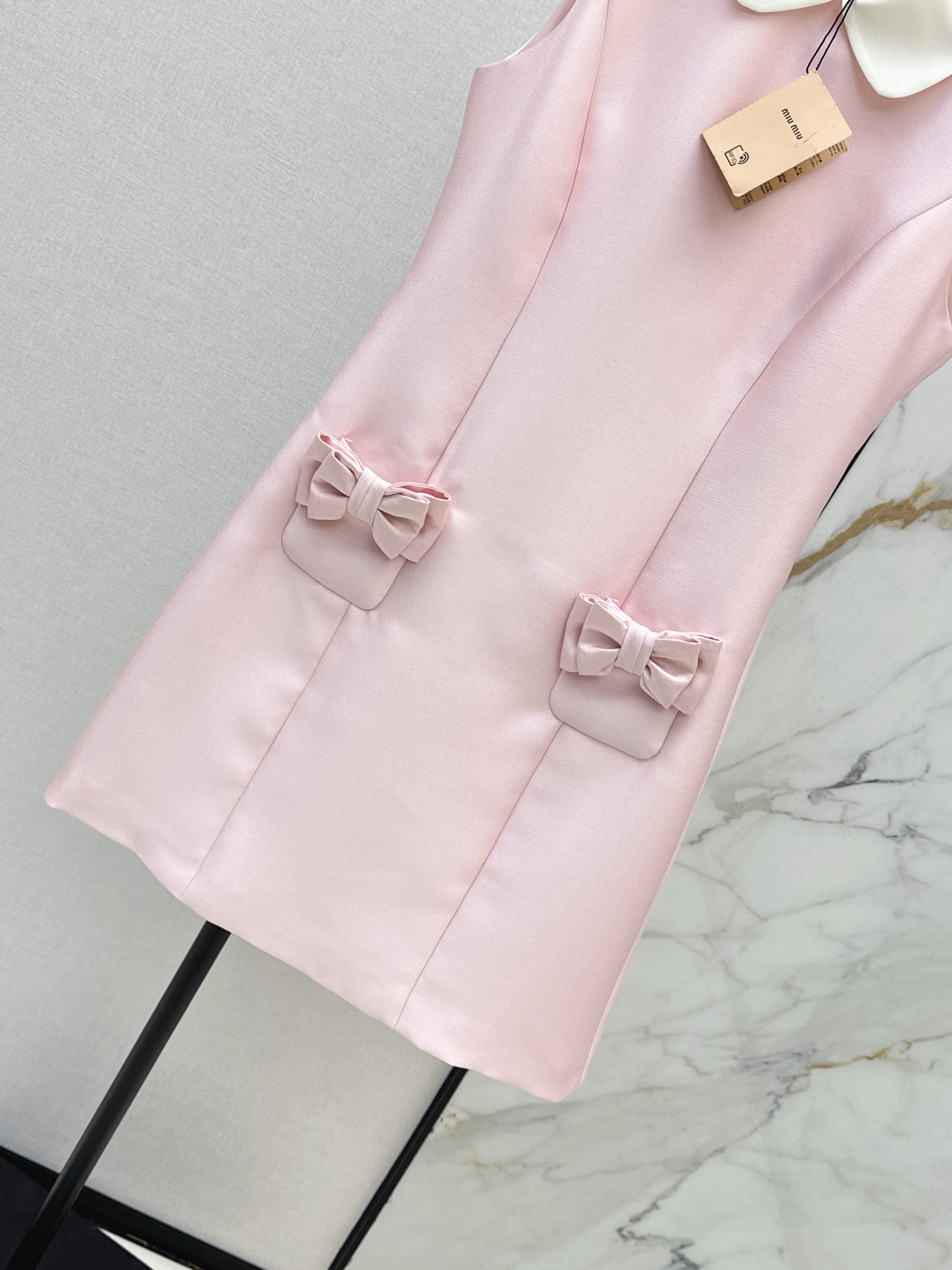Miu 26ss bow sleeveless dress