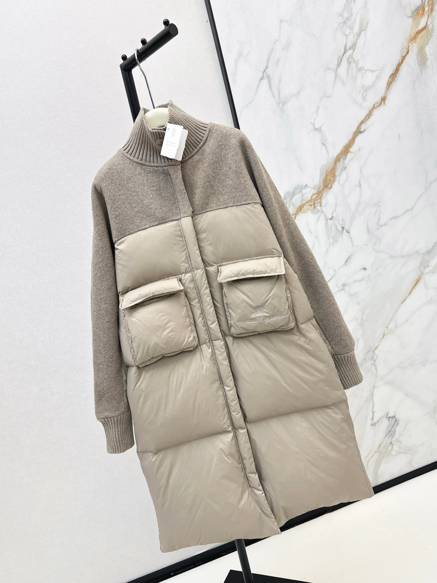 Brun 25fw down jacket