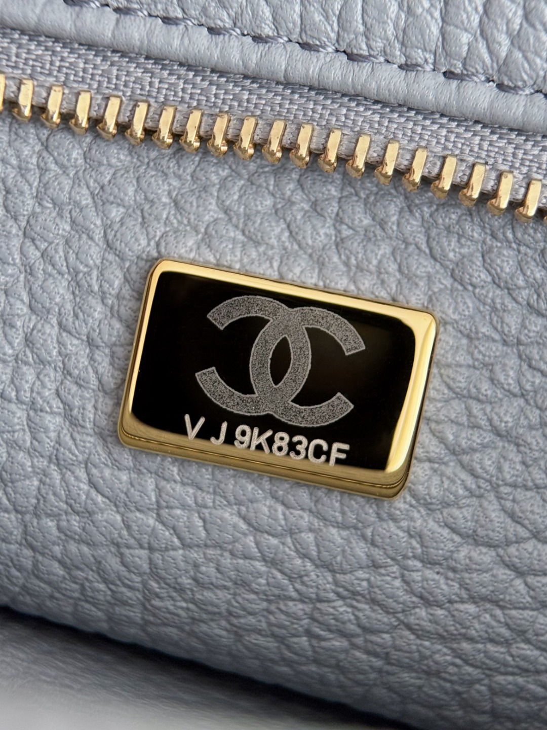 Chan 26S baguette bag