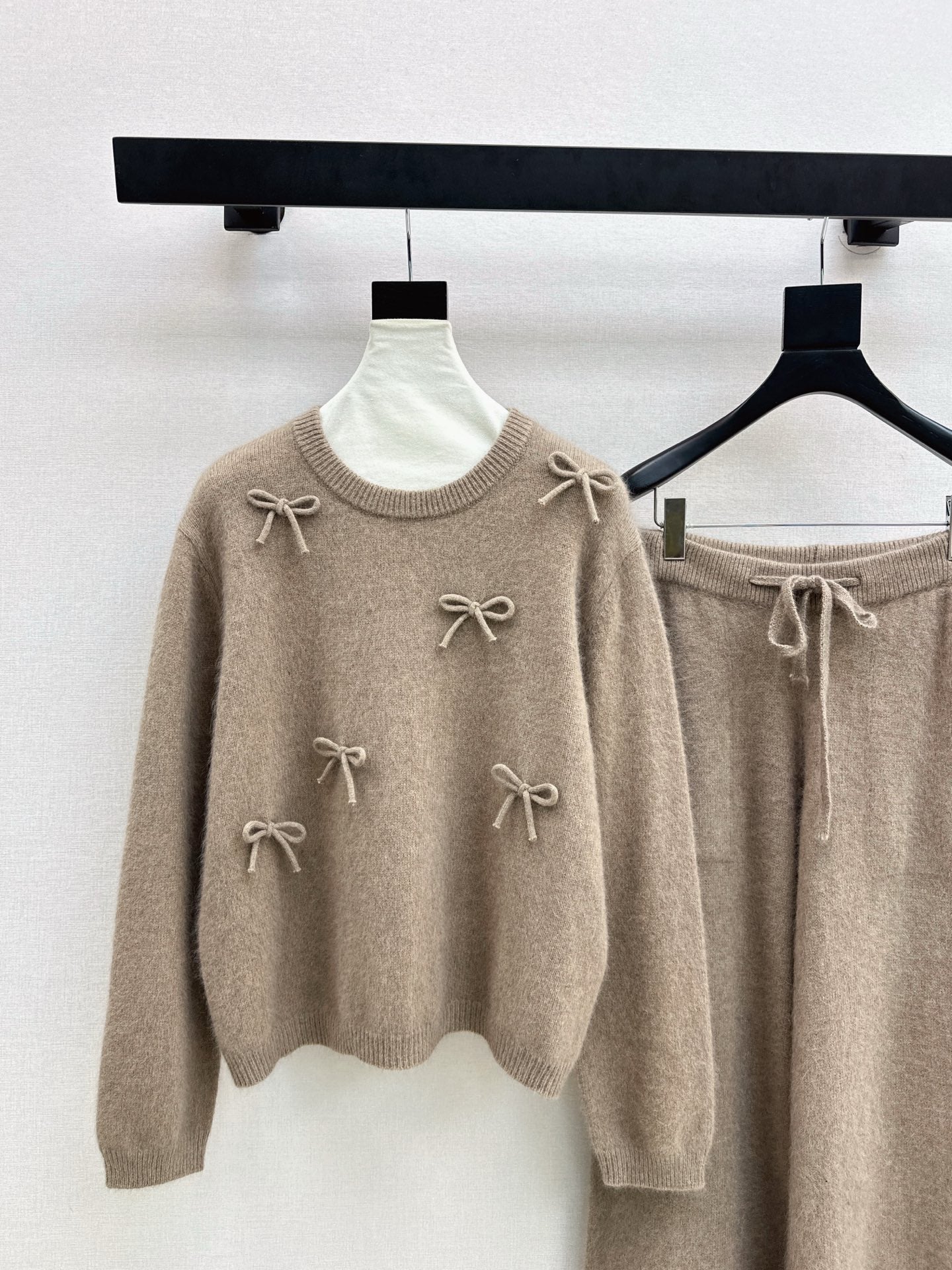 Miu 25fw knit bow sweater+pants outfit sets