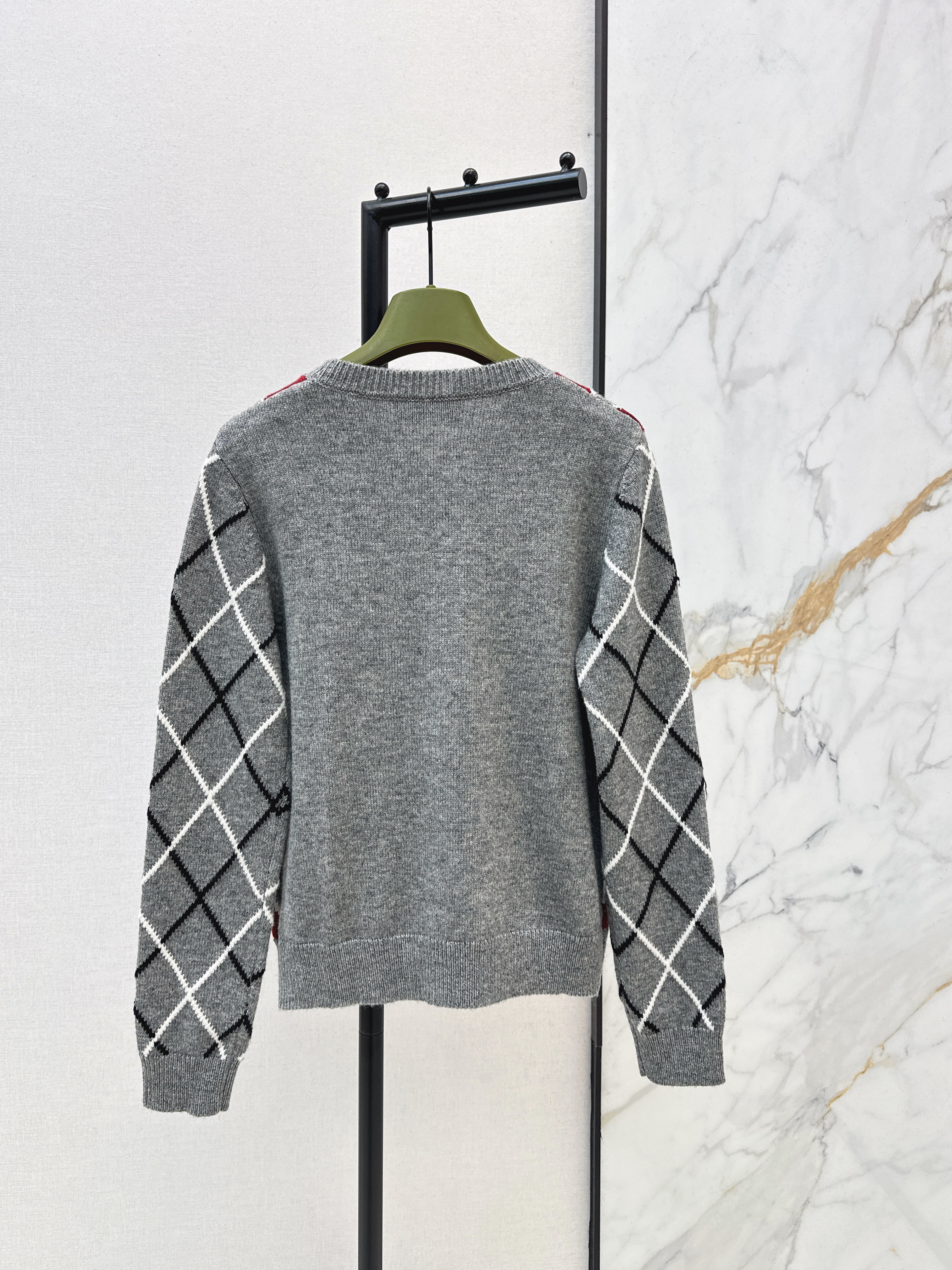 Guc 26ss diamond pattern knitwear