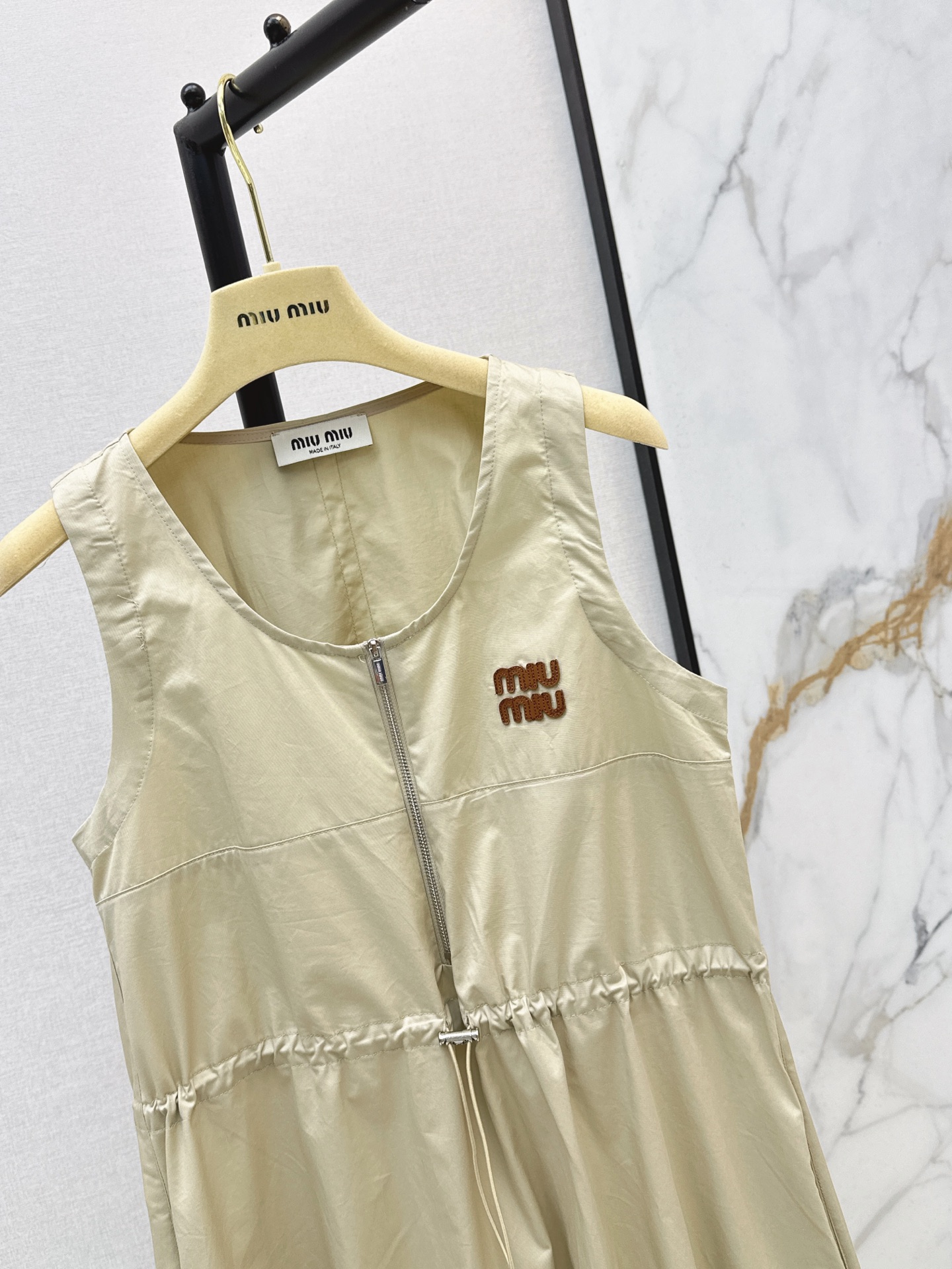 Miu 26ss causual sleeveless dress