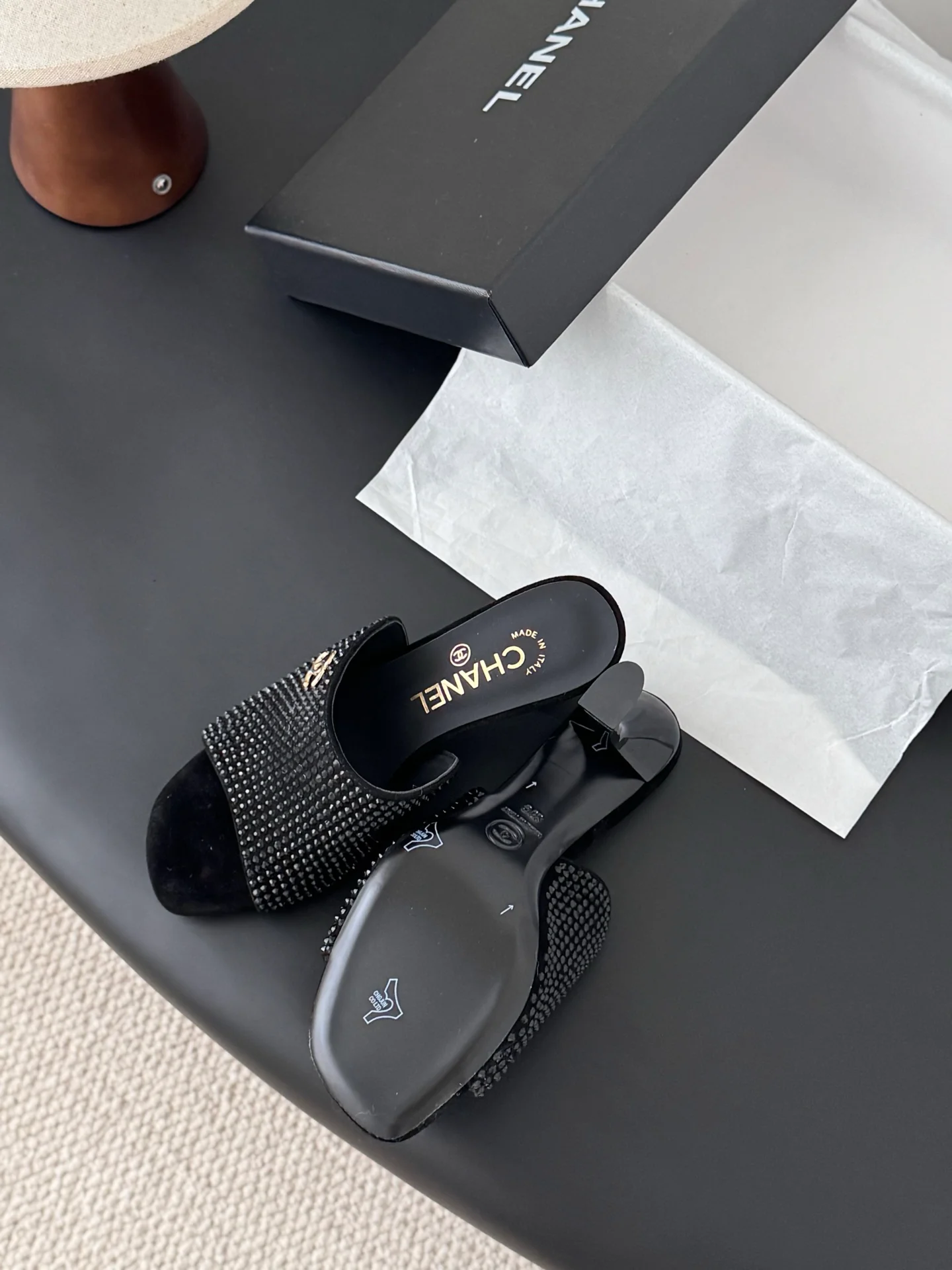 Chan 25fw kitten sandals