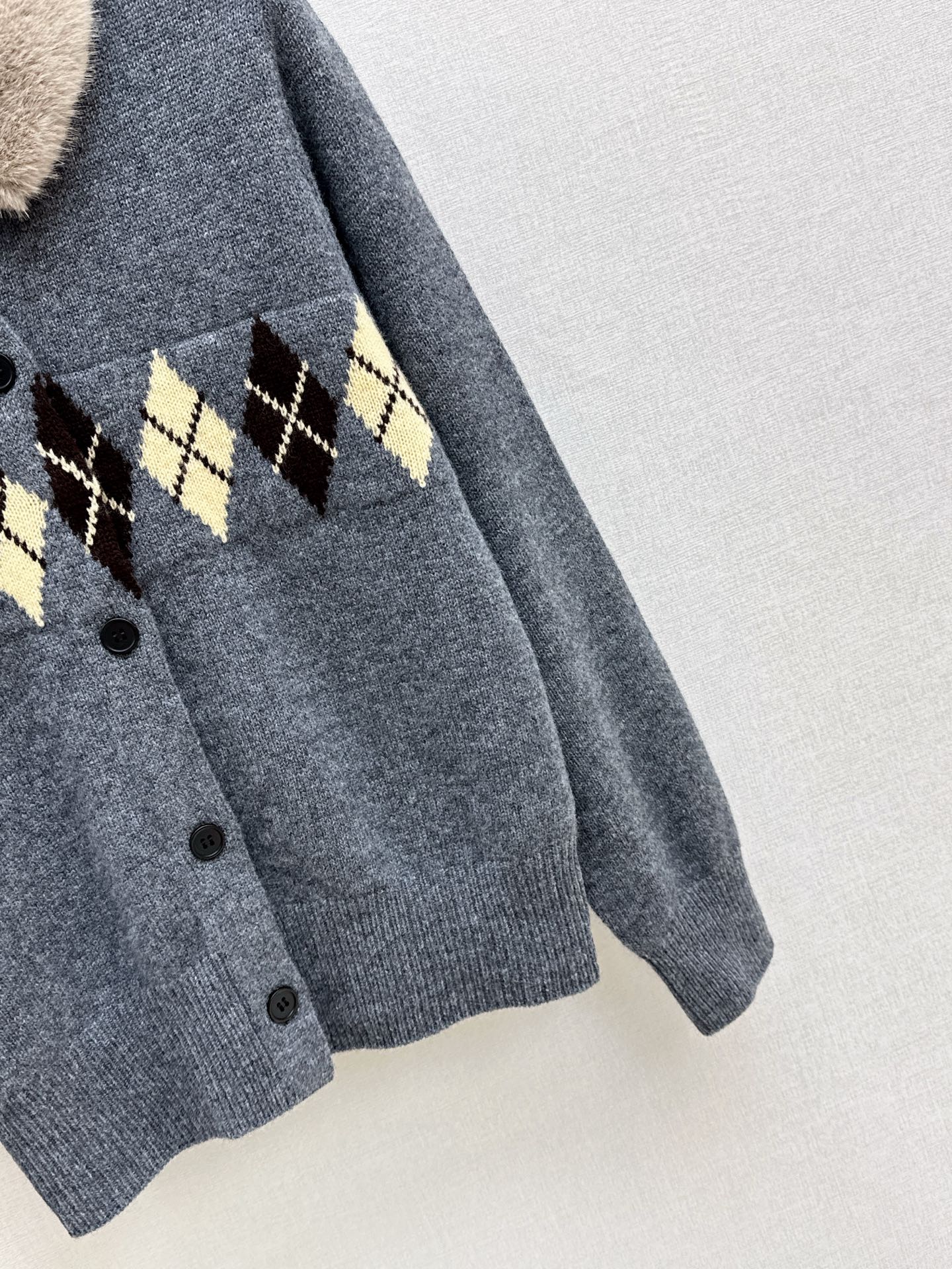 Miu 26ss wool cardigan