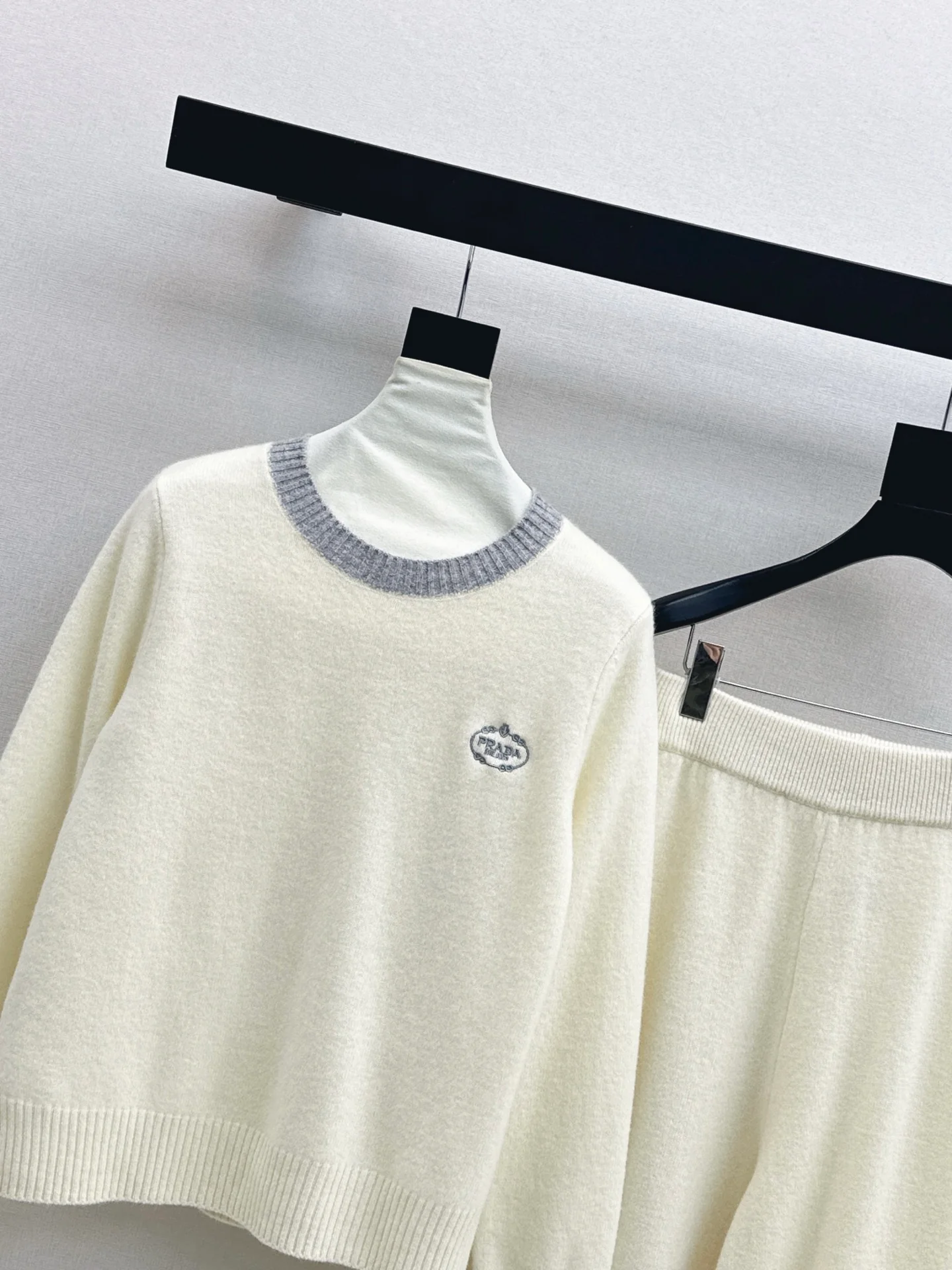 Prad 25fw wool sweater +wide-leg pants outfit set