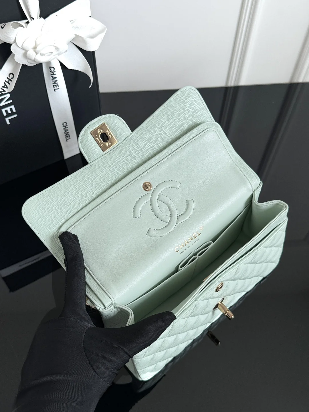 Chan cf23 chain shoulder bag