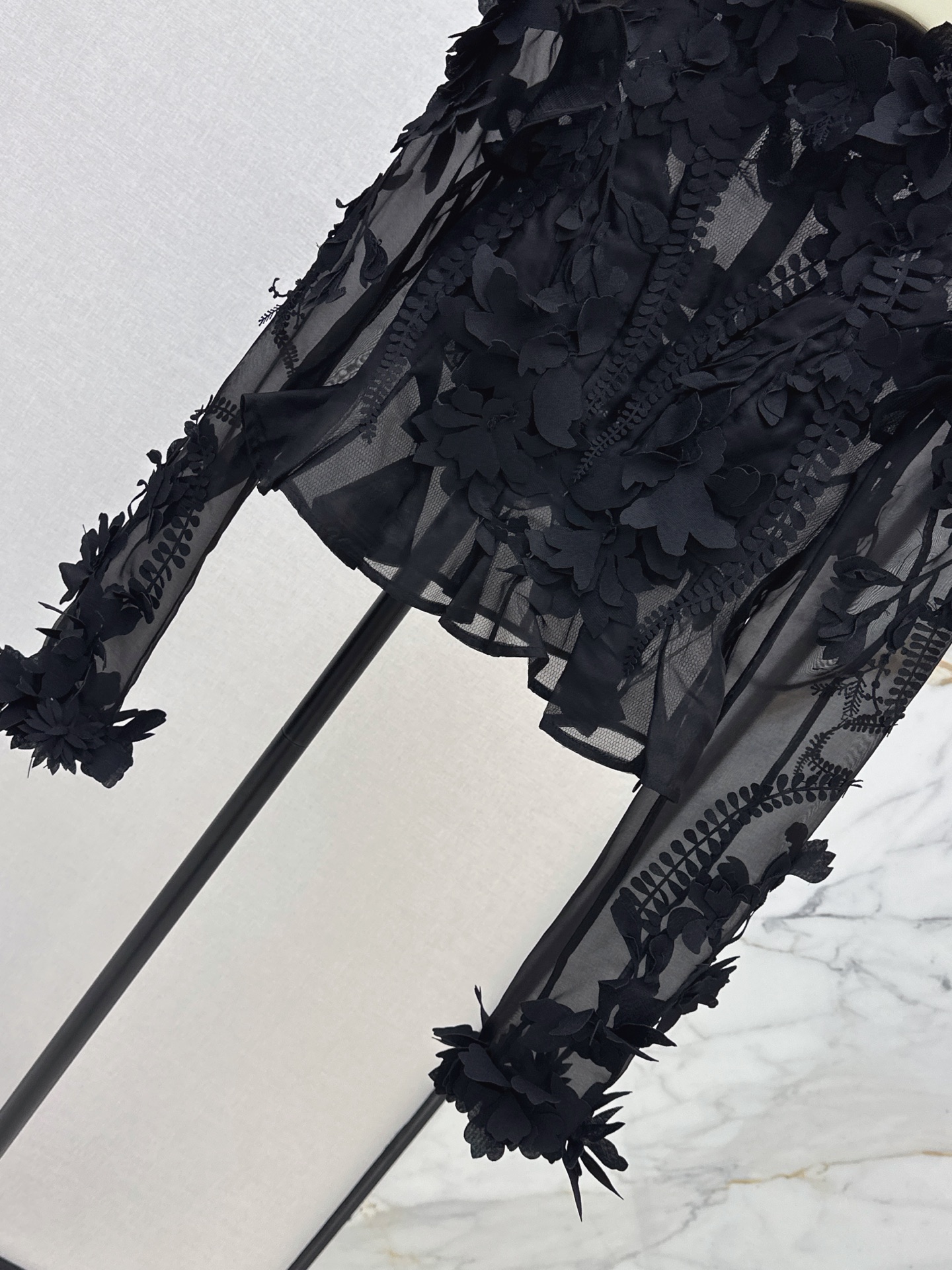 Zimm 26ss 3d floarl cropped top