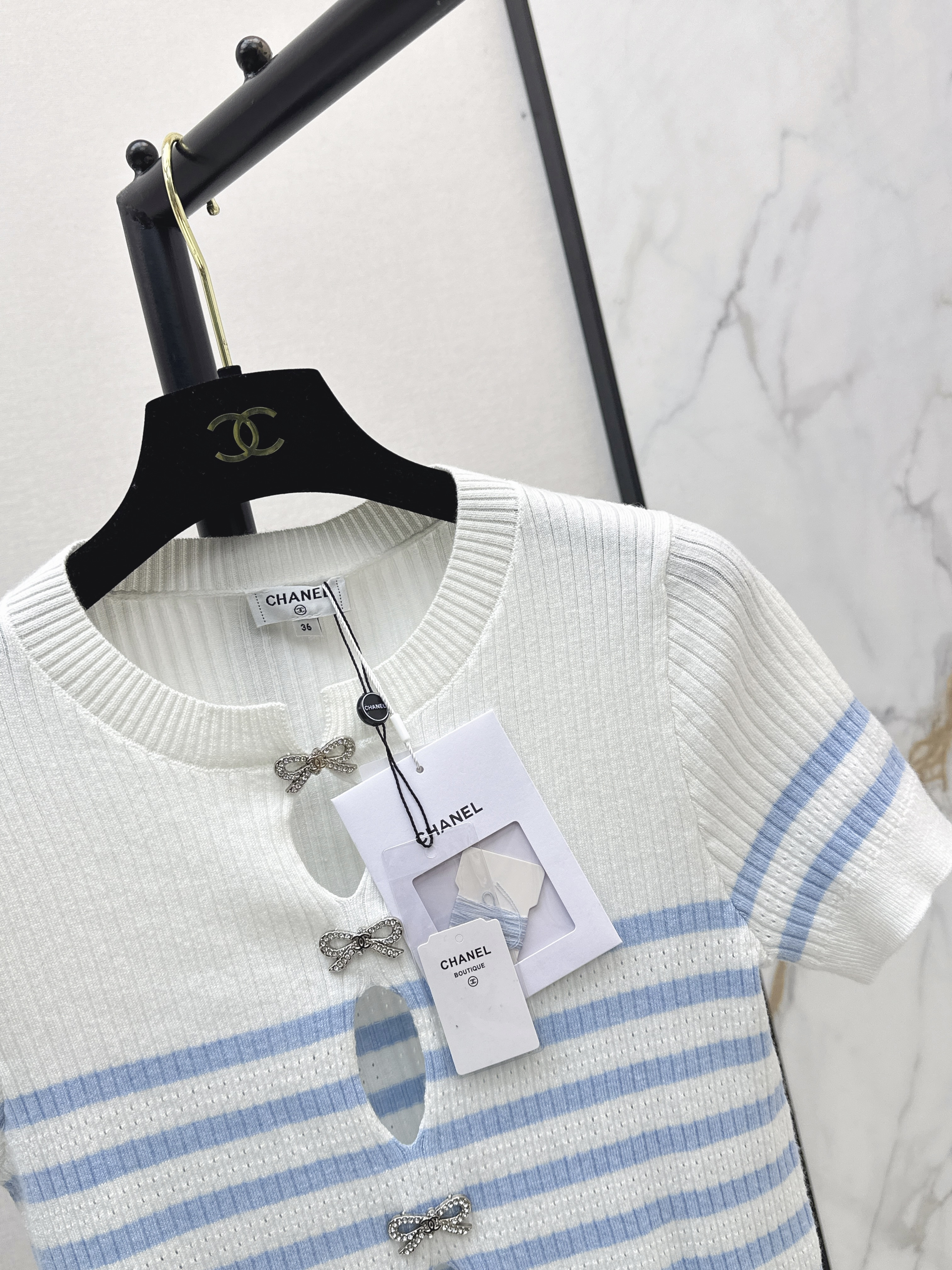 Chan 26SS White and Blue Striped Knit Top