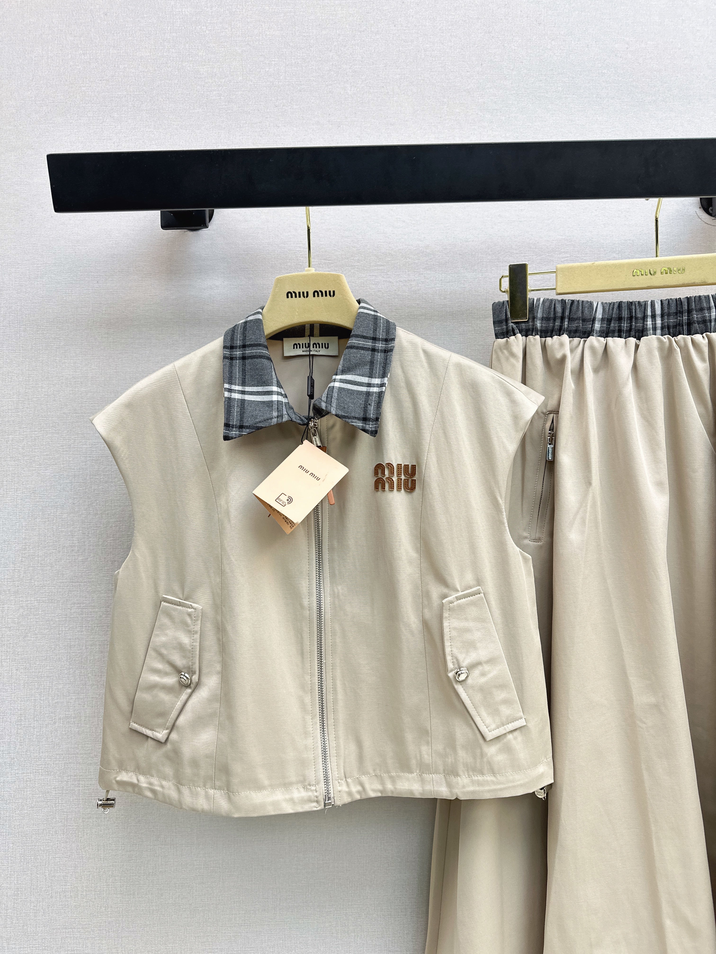 Miu 26ss contract outfit sets