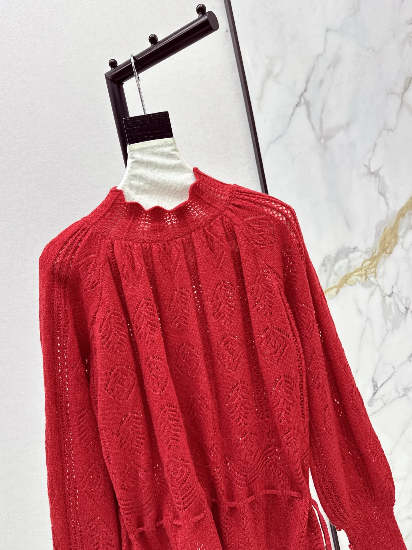 Chan 256ss drawstring sweater