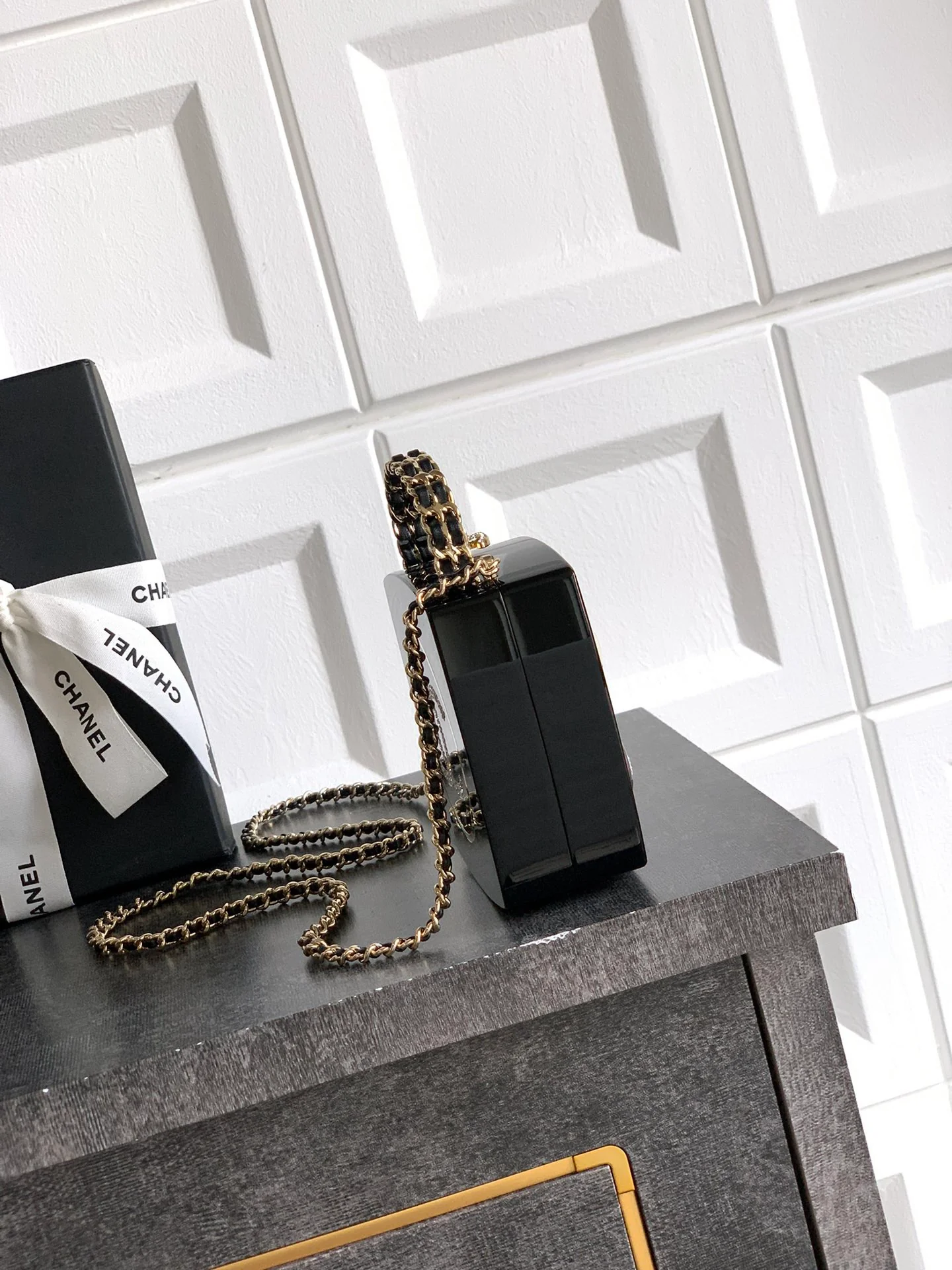 Chan 25B makeup palette bag