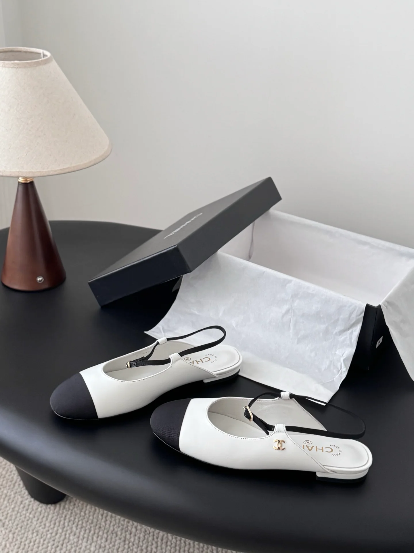 Chan 25fw slingback mary jane flats