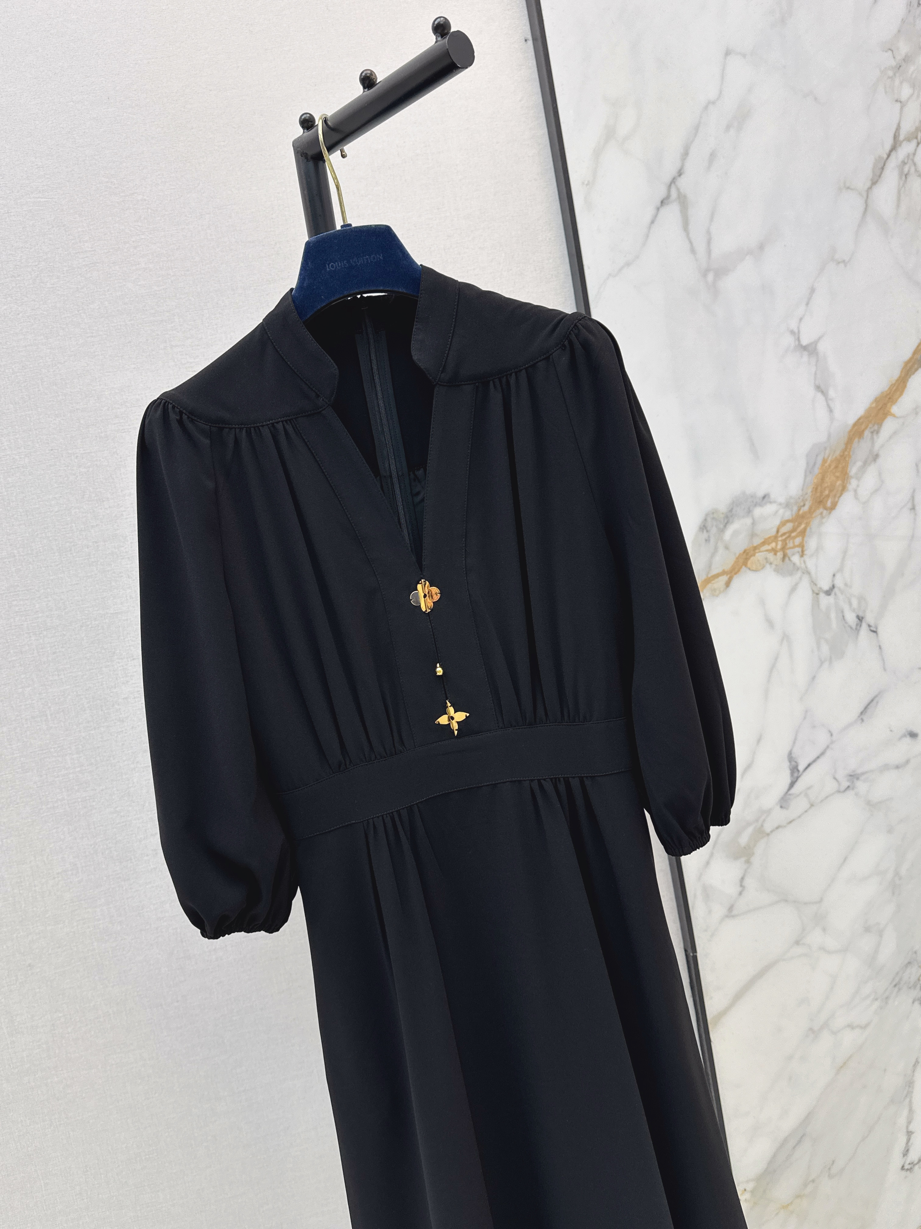 Loui 26ss empire-waist maxi dress