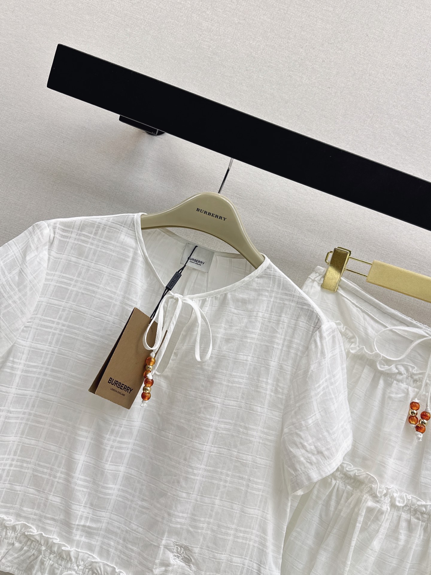 Bur 26ss check shirt skirt set