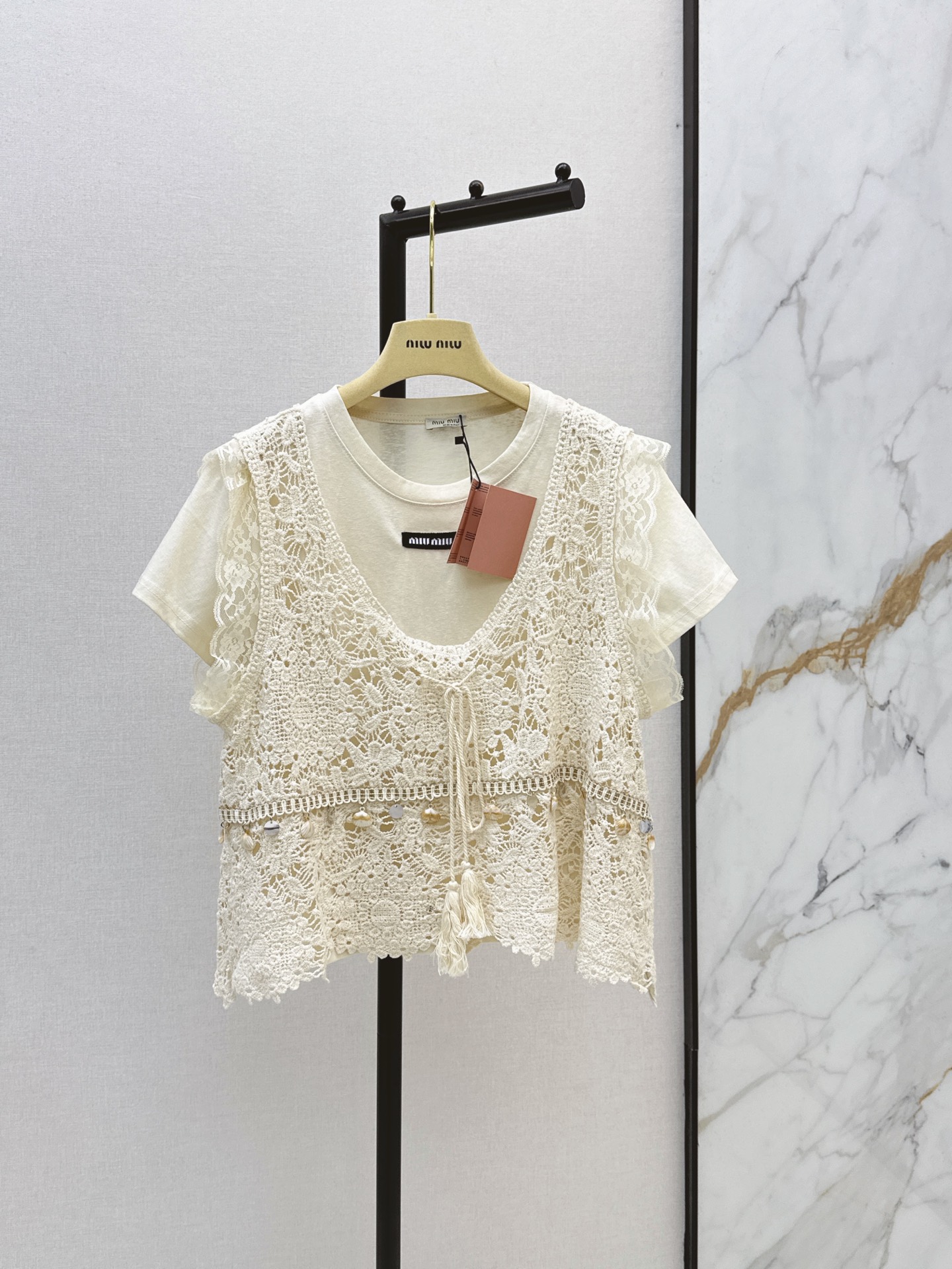 Miu 2pcs t-shirt crochet vest set
