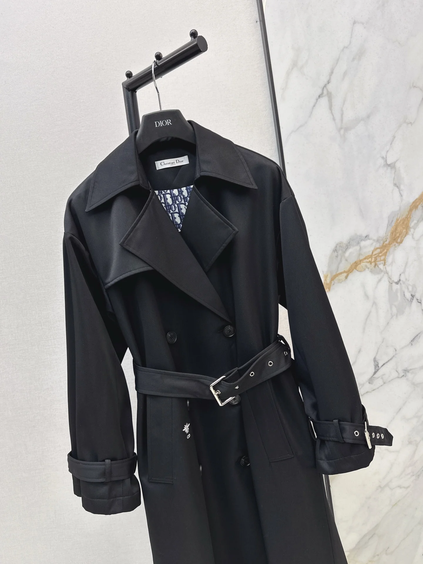 CD 25fw trench coats