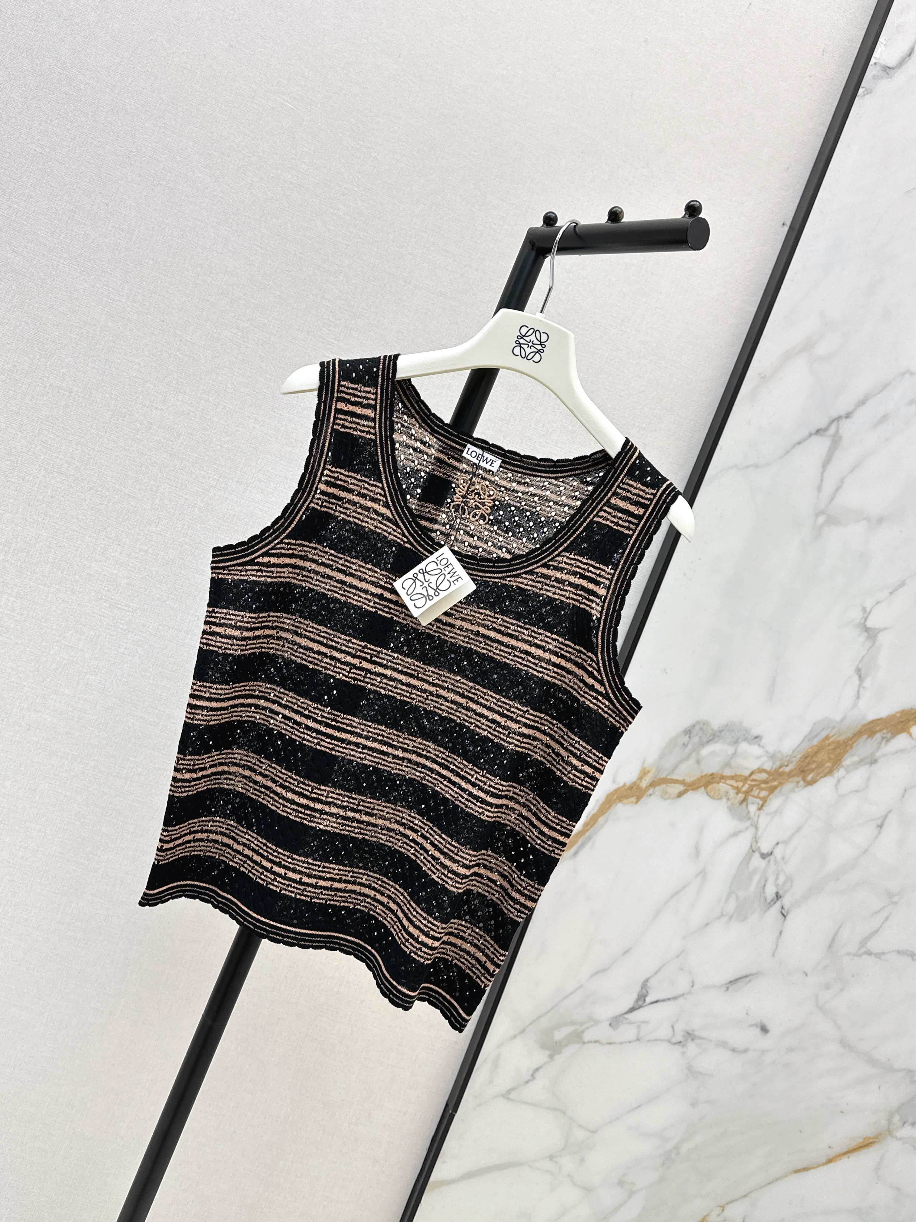 Loe 26ss hollow stripe vest