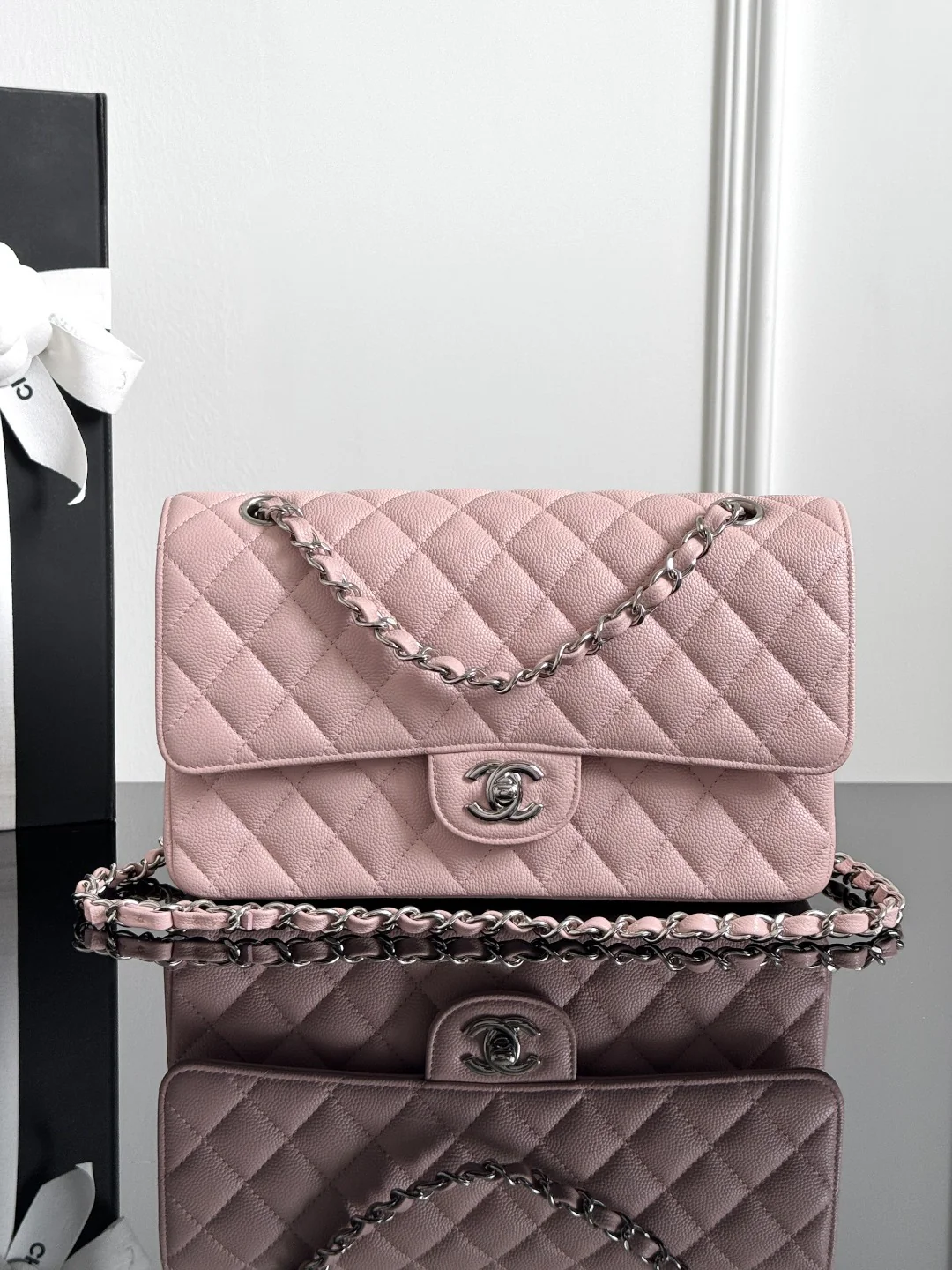 Chan cf25 chain shoulder bag