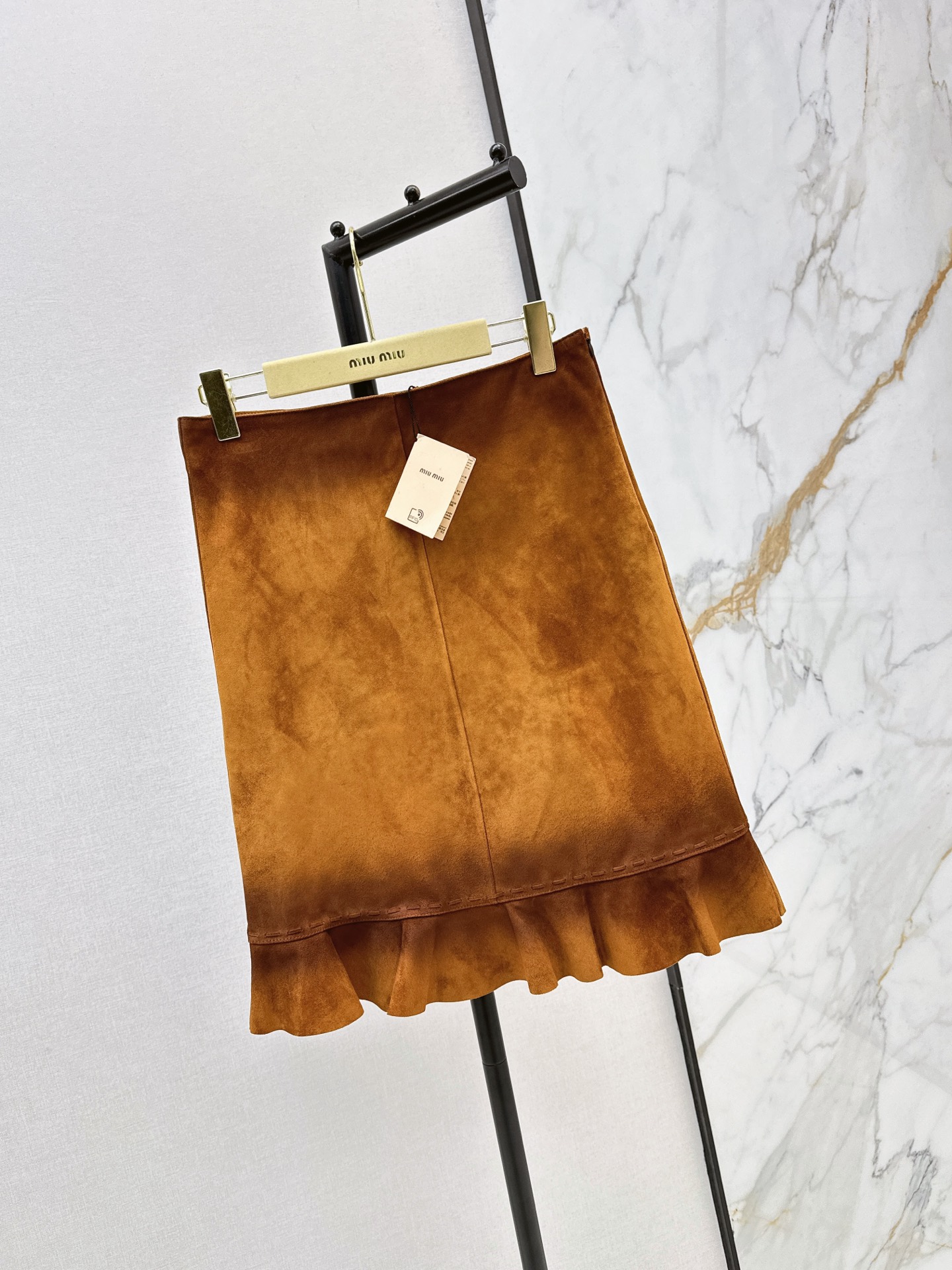 Miu 26ss suede leather skirt