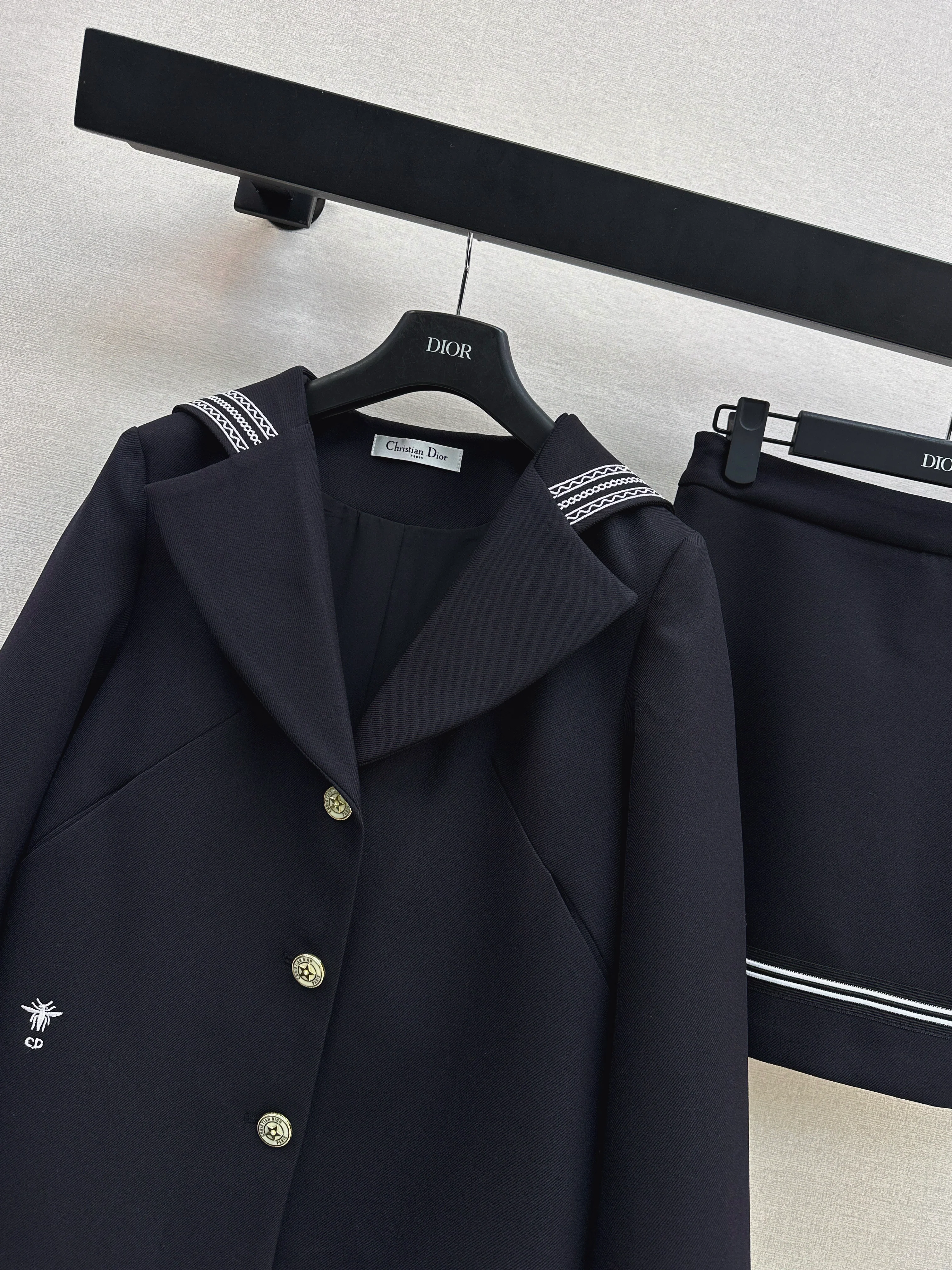 CD 26ss navy-inspired jacket+a-line skirts set