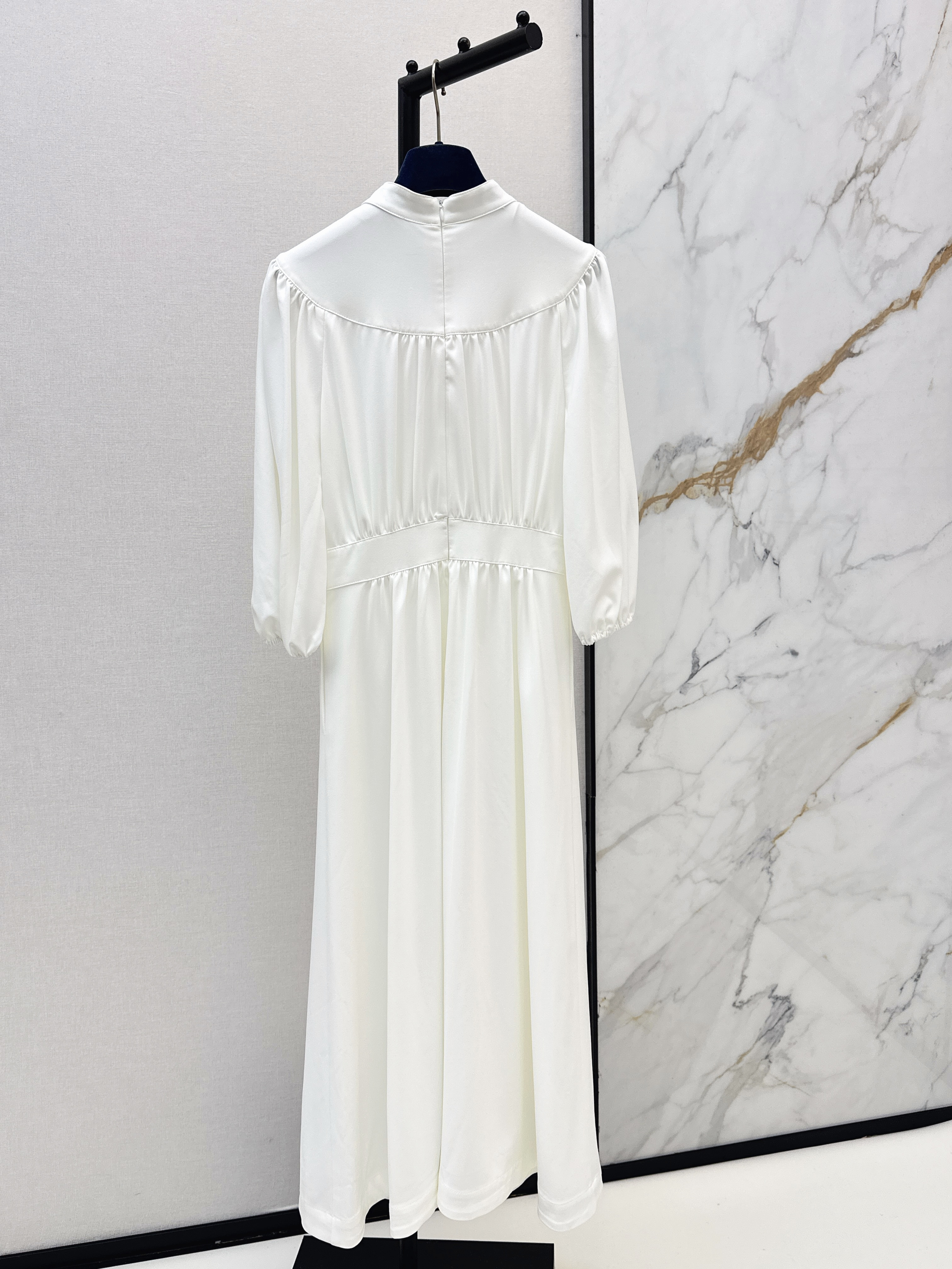 Loui 26ss empire-waist maxi dress