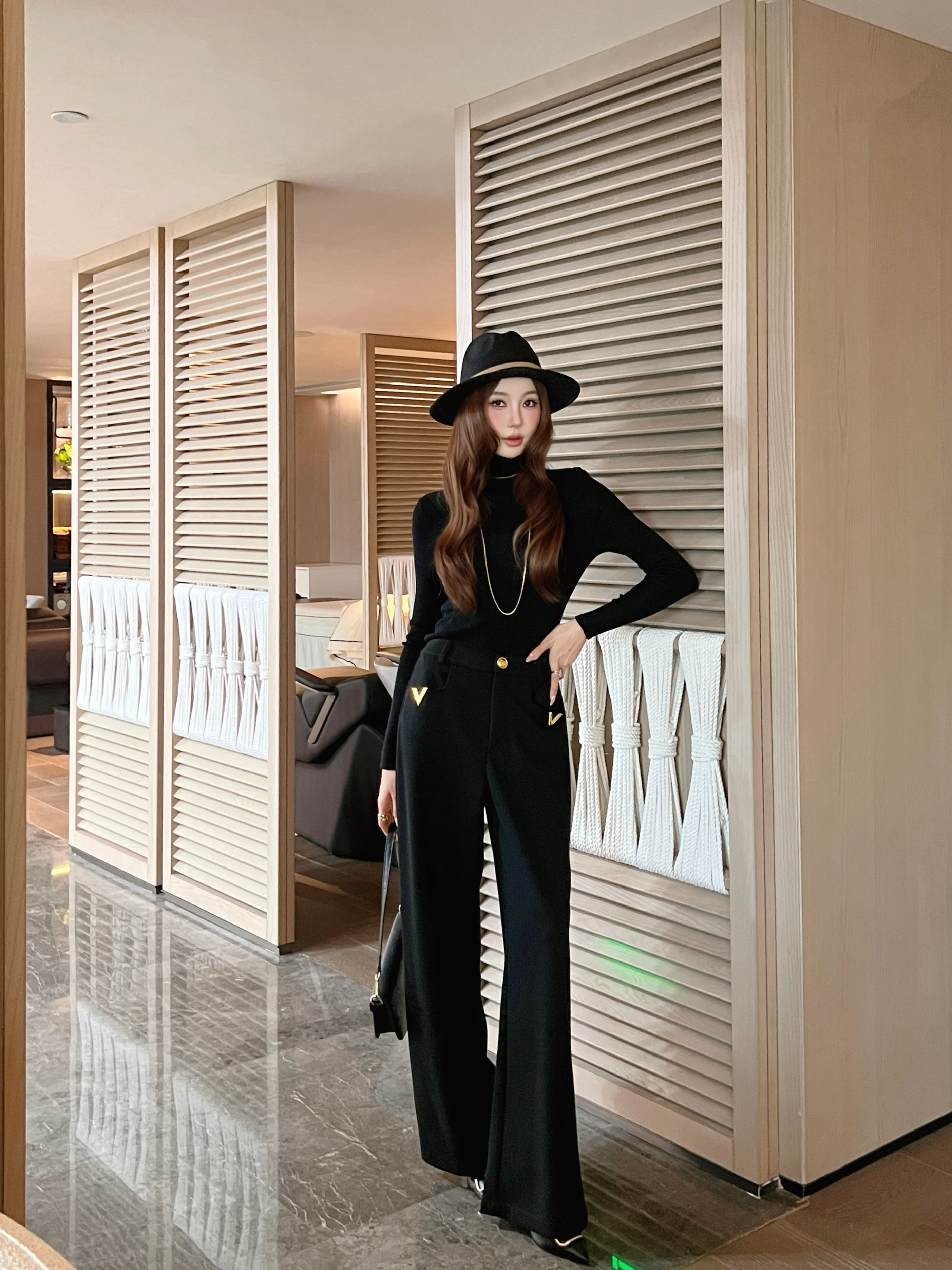 Valen 26ss straight pants