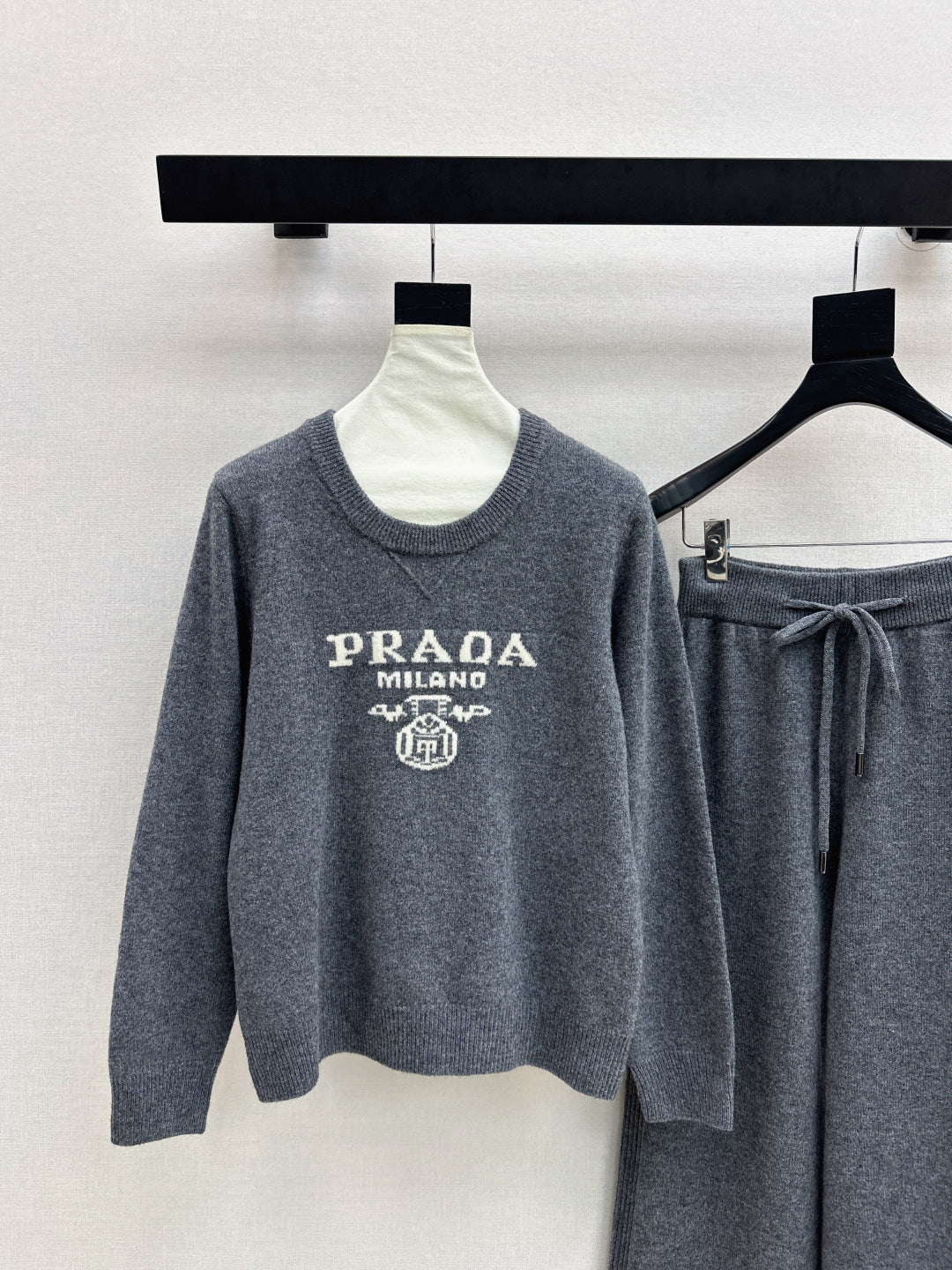 Pra 25fw sweater pants set