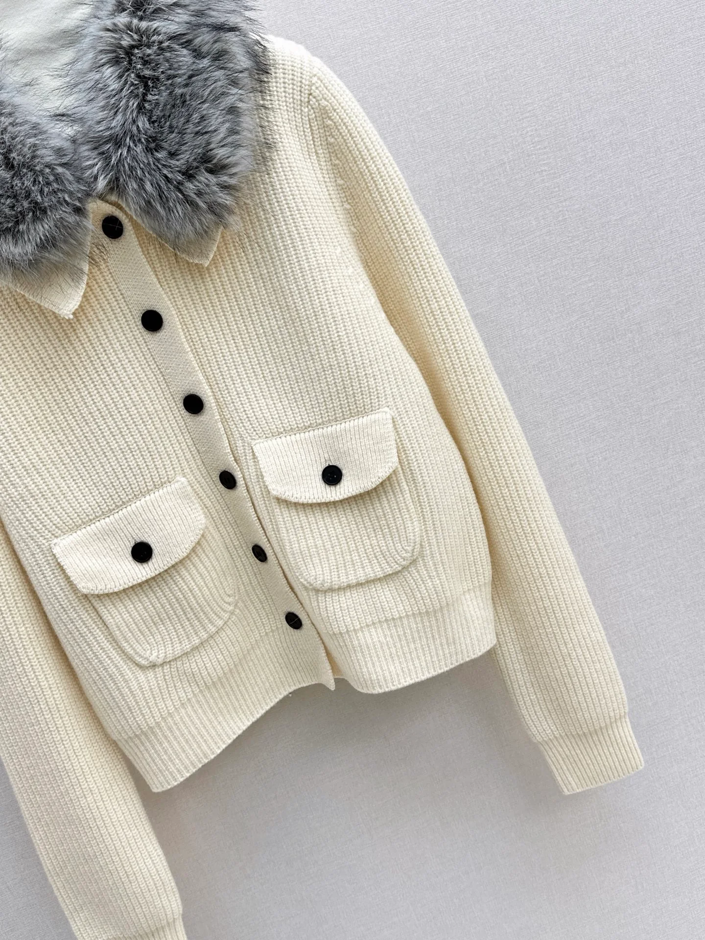 Fend 25fw wool cardigan jacket