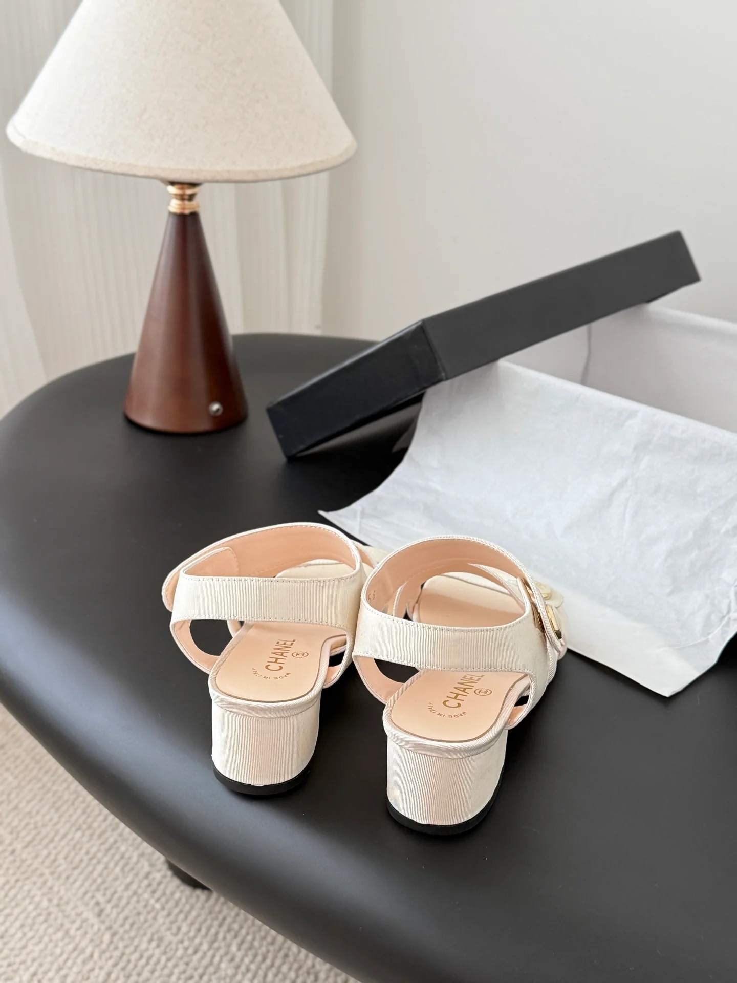 Chan 26ss sandals