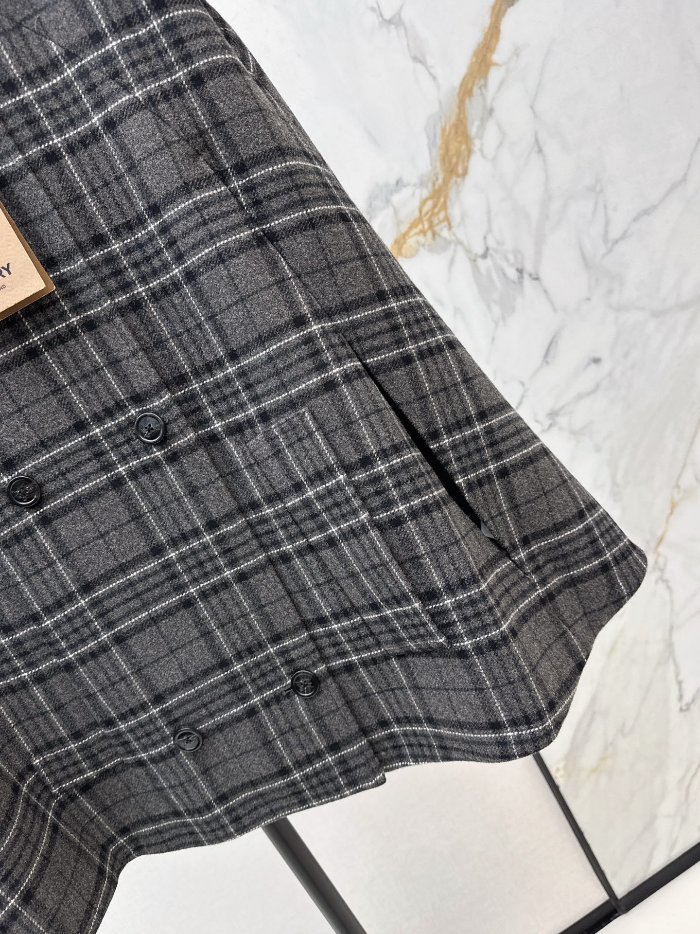 Burb 25fw check cape coats