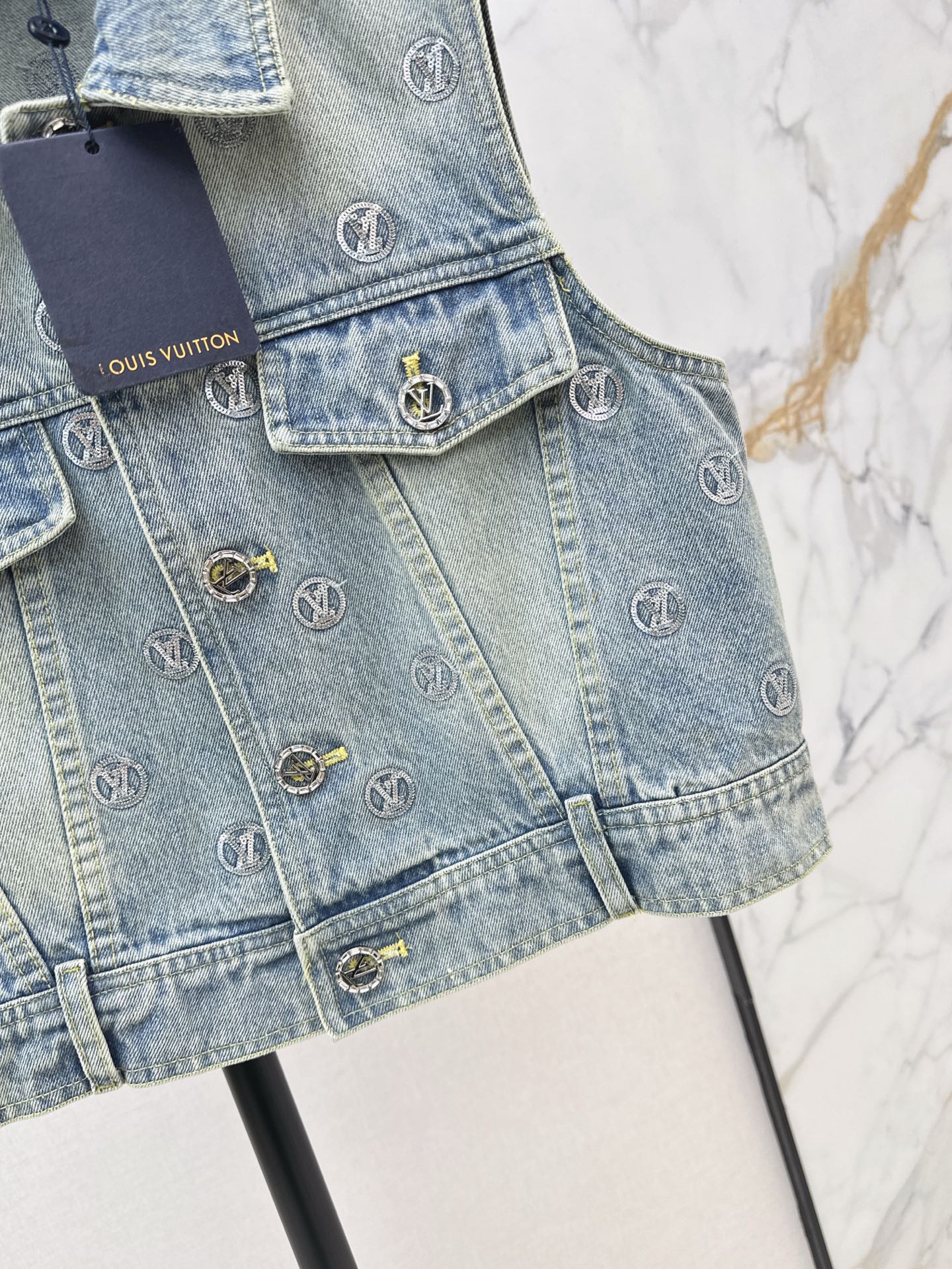 Louis 25fw embroidery denim vest