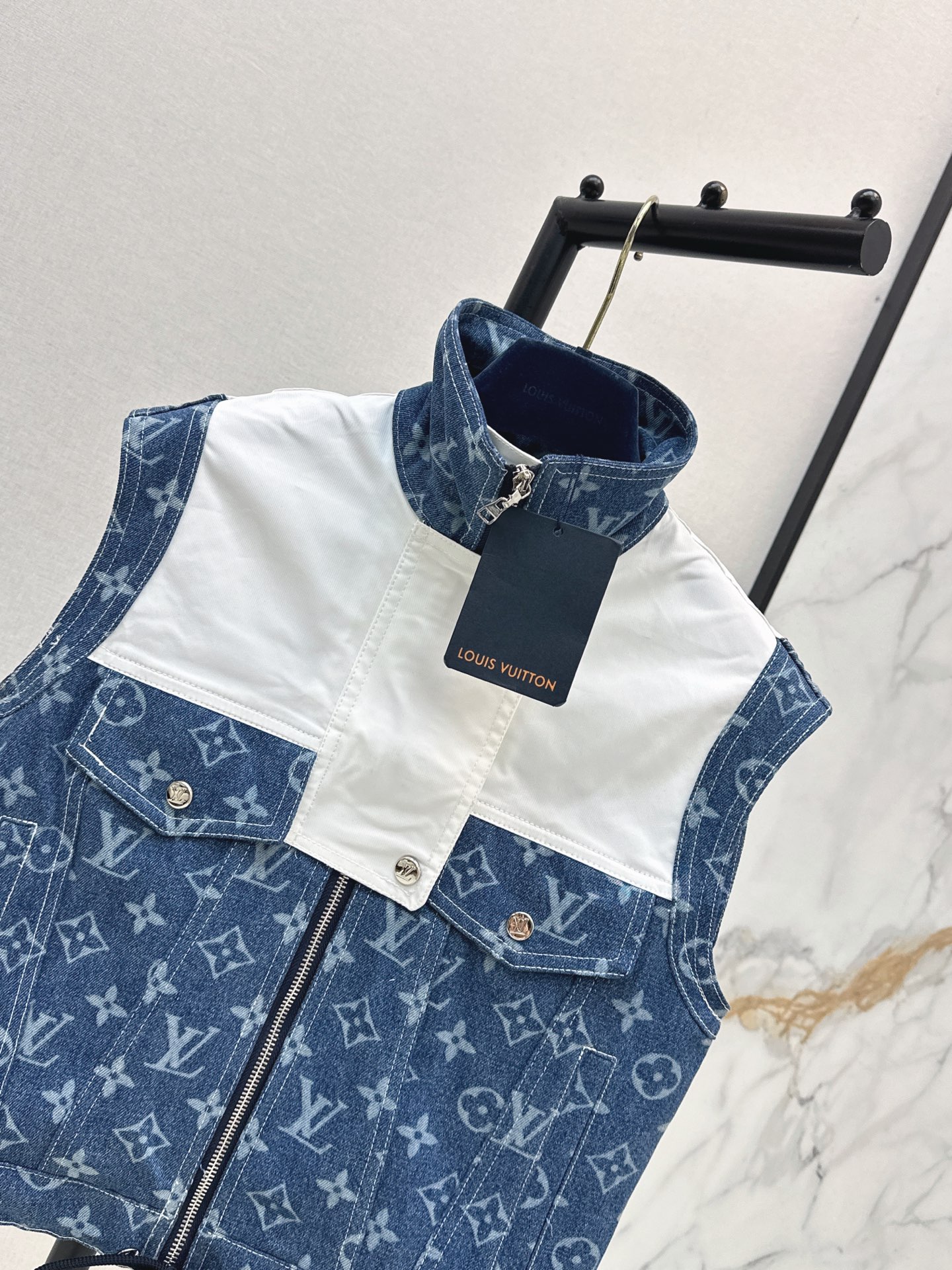 Loui 26ss sleeveless vest jacket