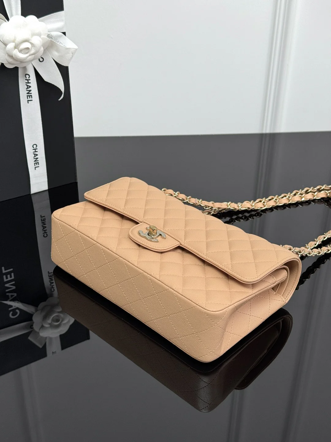 Chan cf25 chain shoulder bag