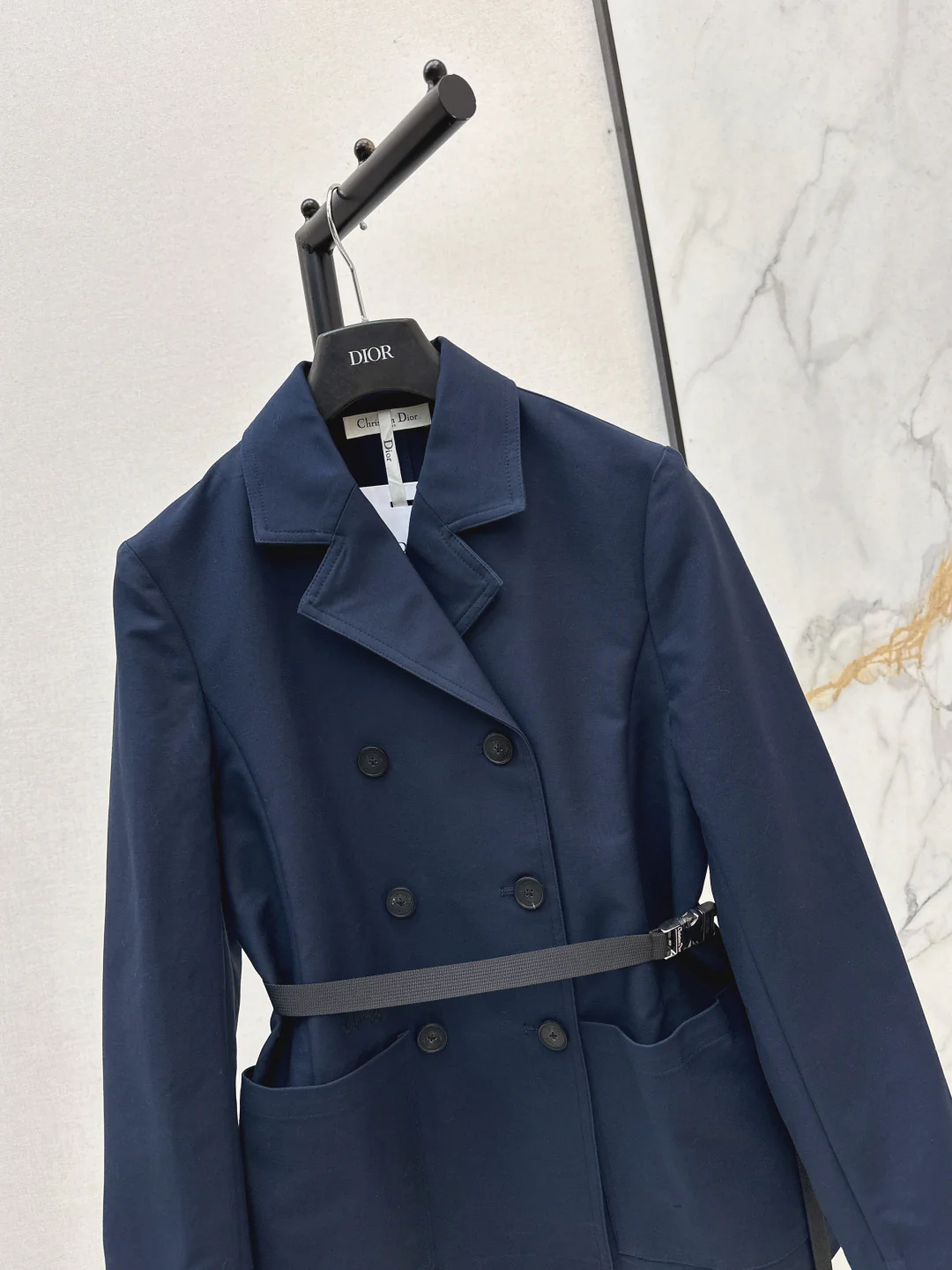 CD 25fw trench coats