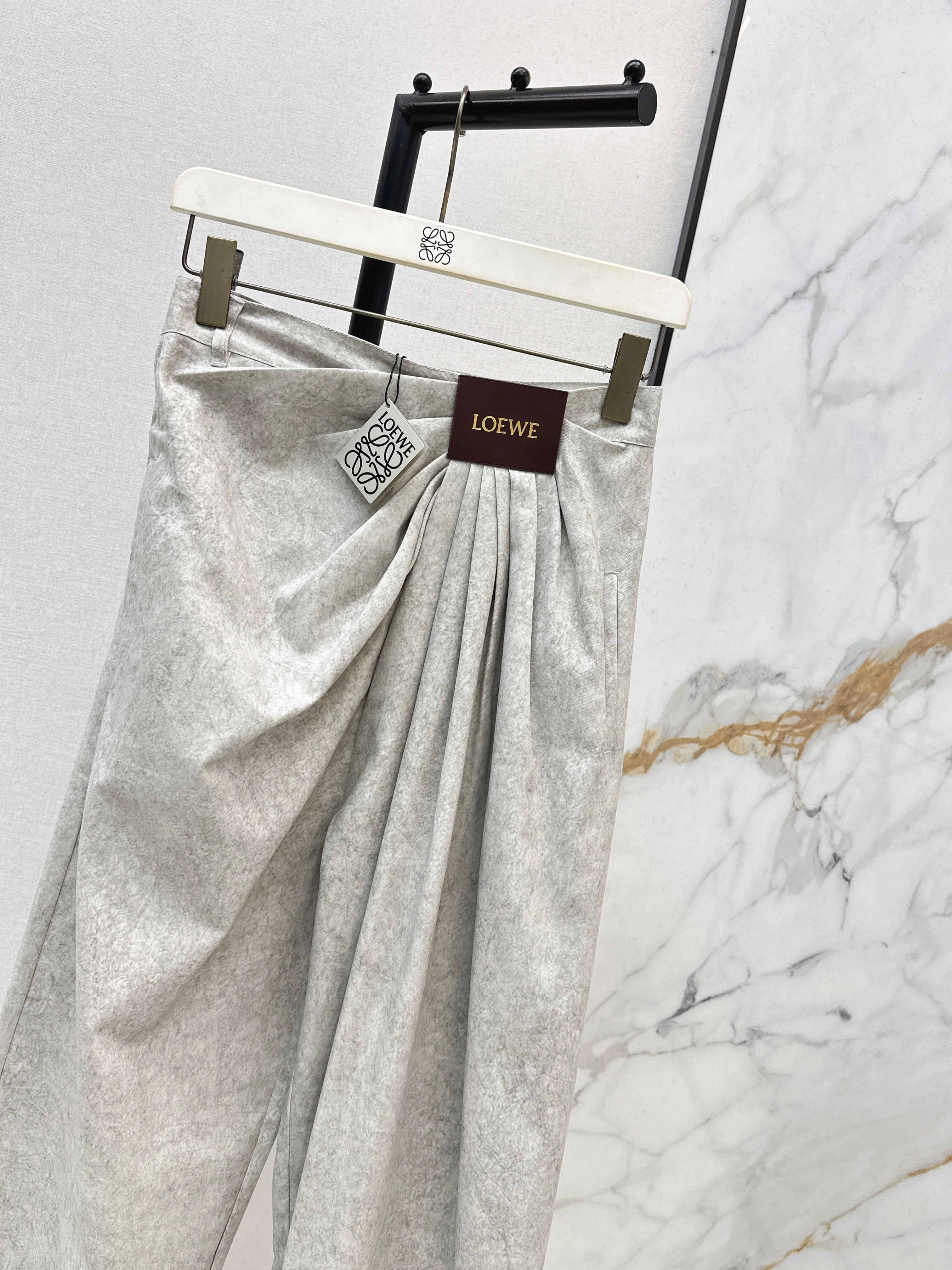 Loe 26ss crinkled pants