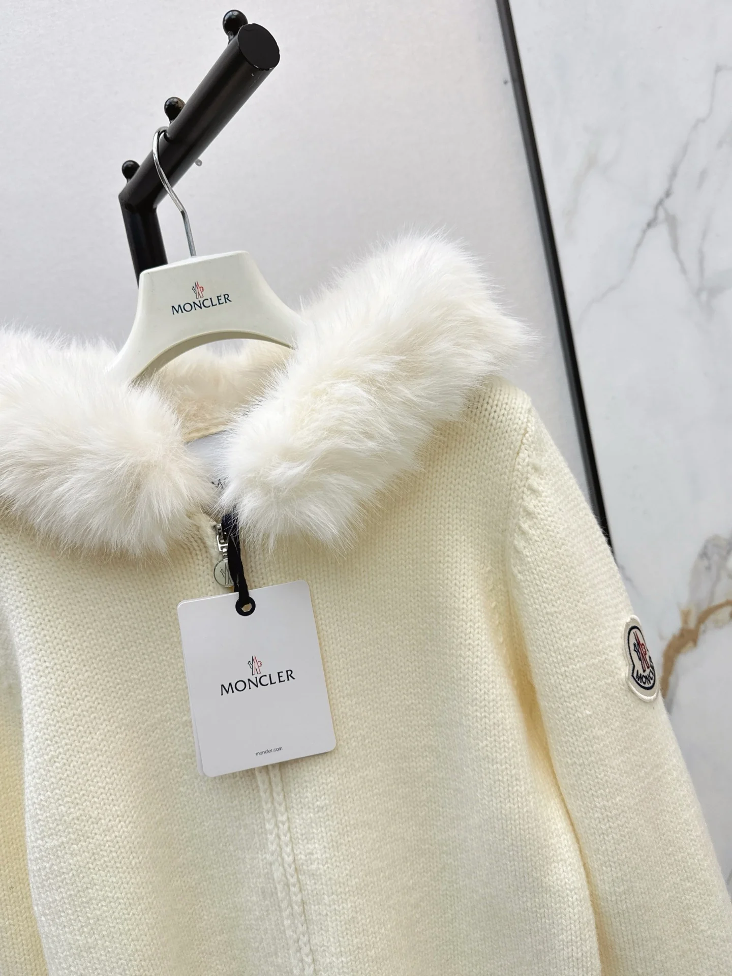 Monc 25fw detachable fur knit jacket