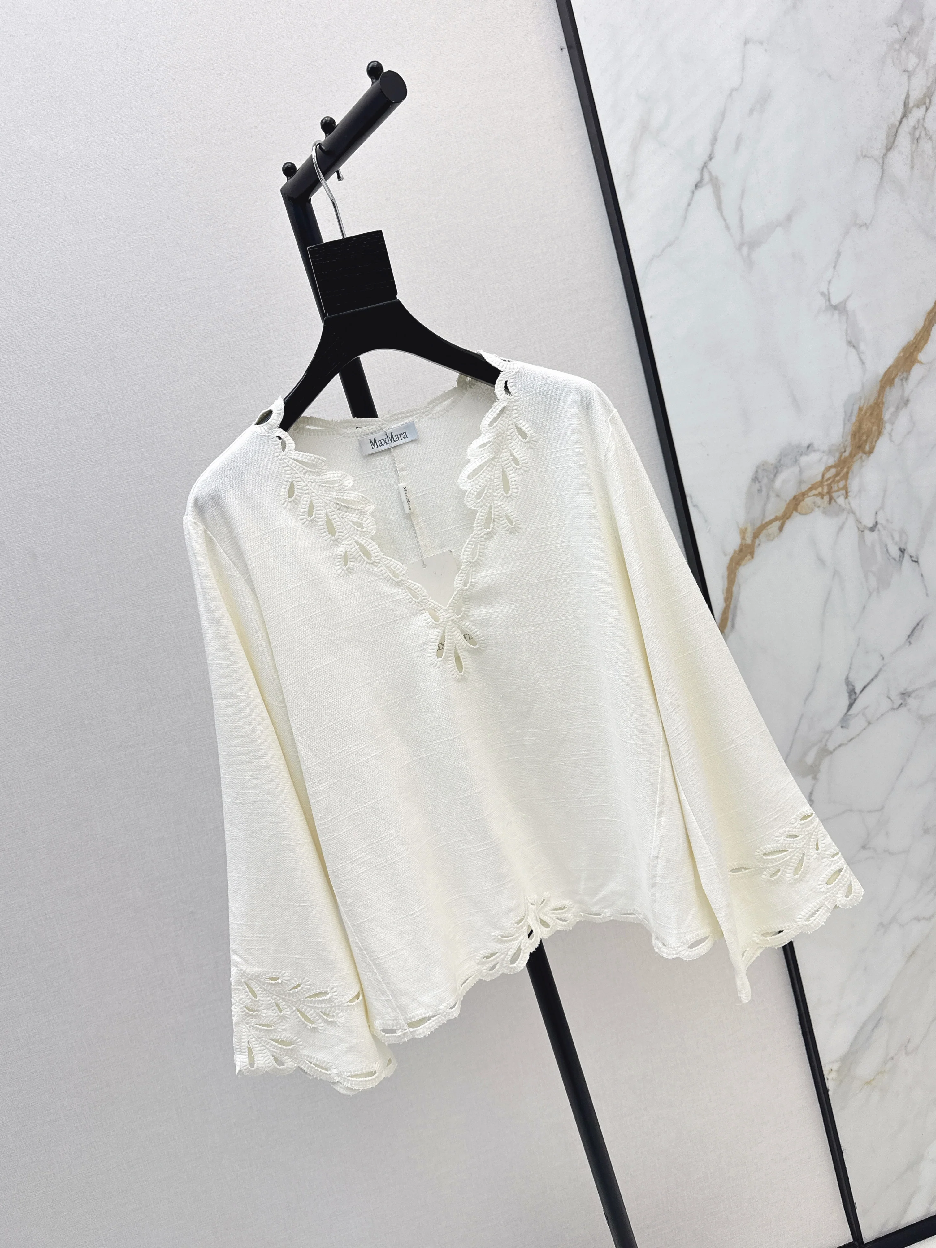Max 26ss embroidery flounce sleeve  top