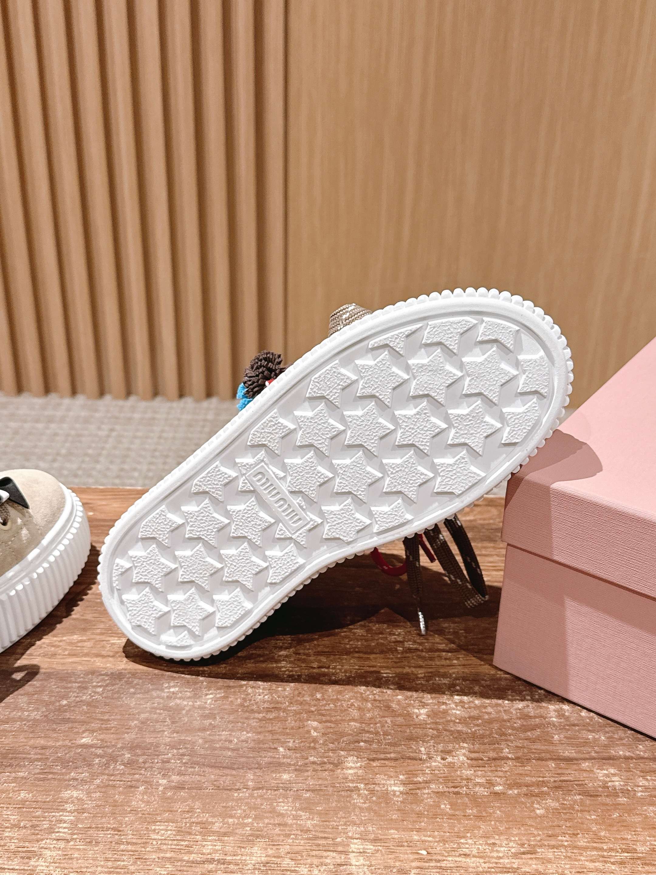 Miu 25fw fleece-lined casual shoes